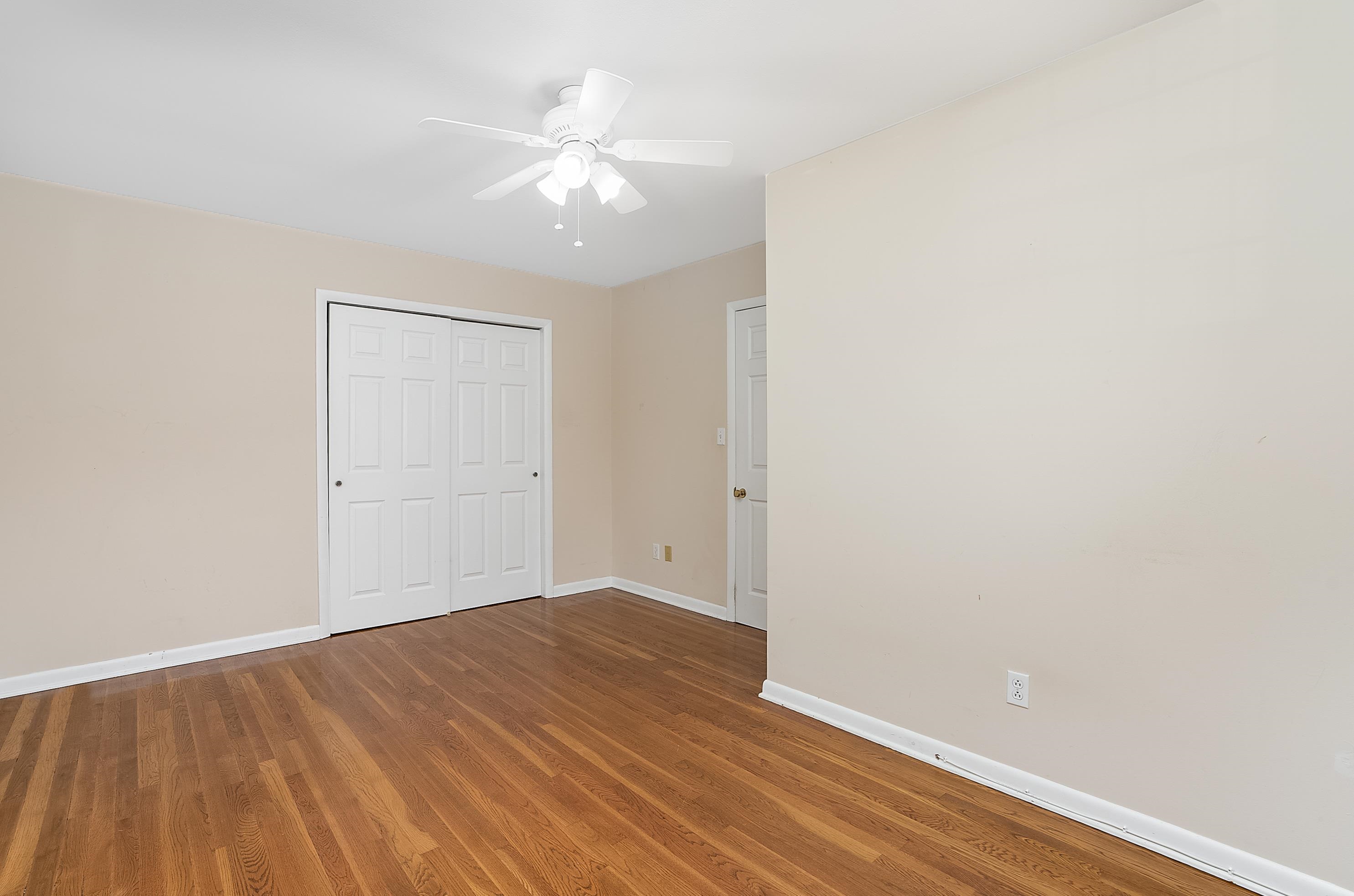 213 SUNSET DR