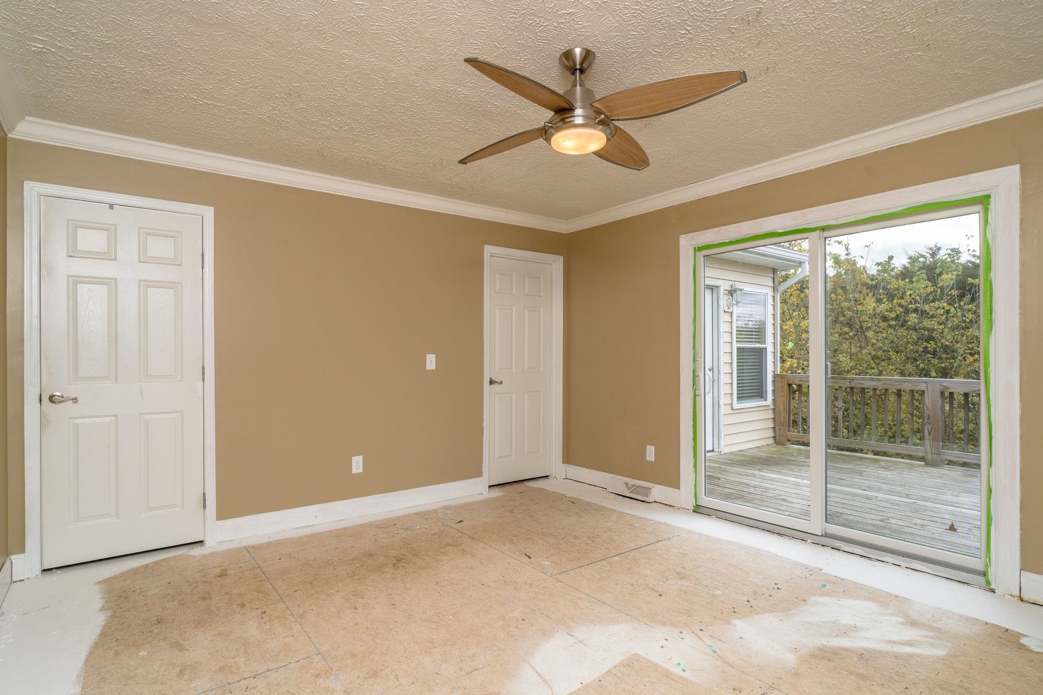 1109 PARKERSBURG TPKE