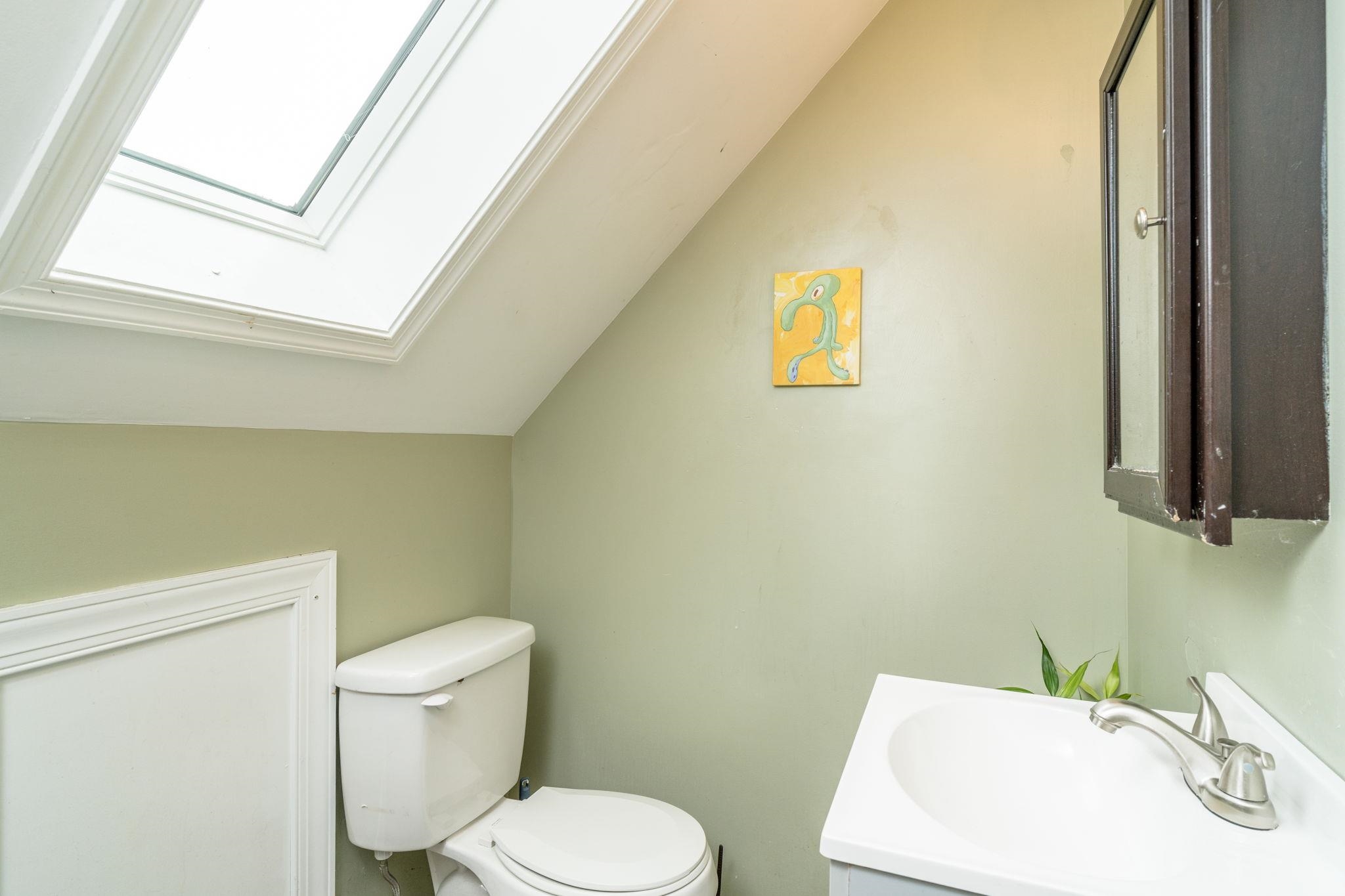 1109 PARKERSBURG TPKE