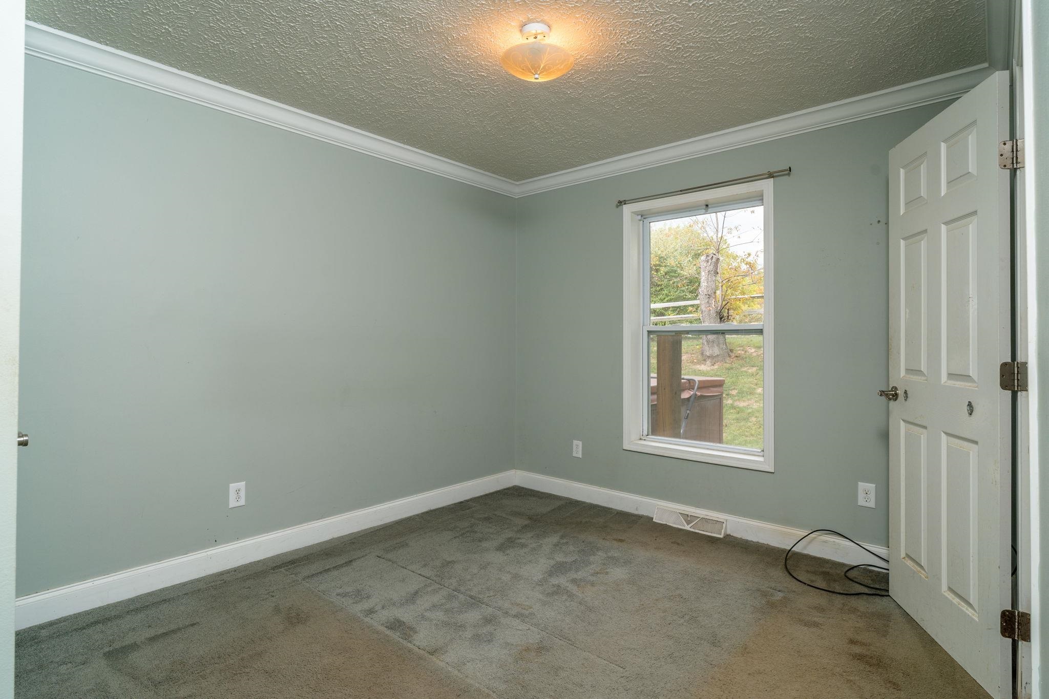 1109 PARKERSBURG TPKE