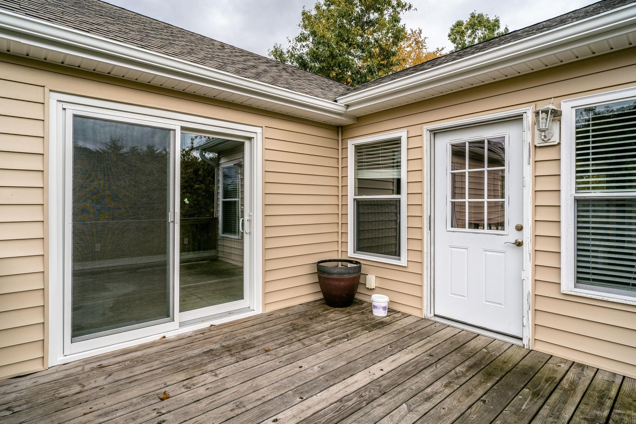 1109 PARKERSBURG TPKE