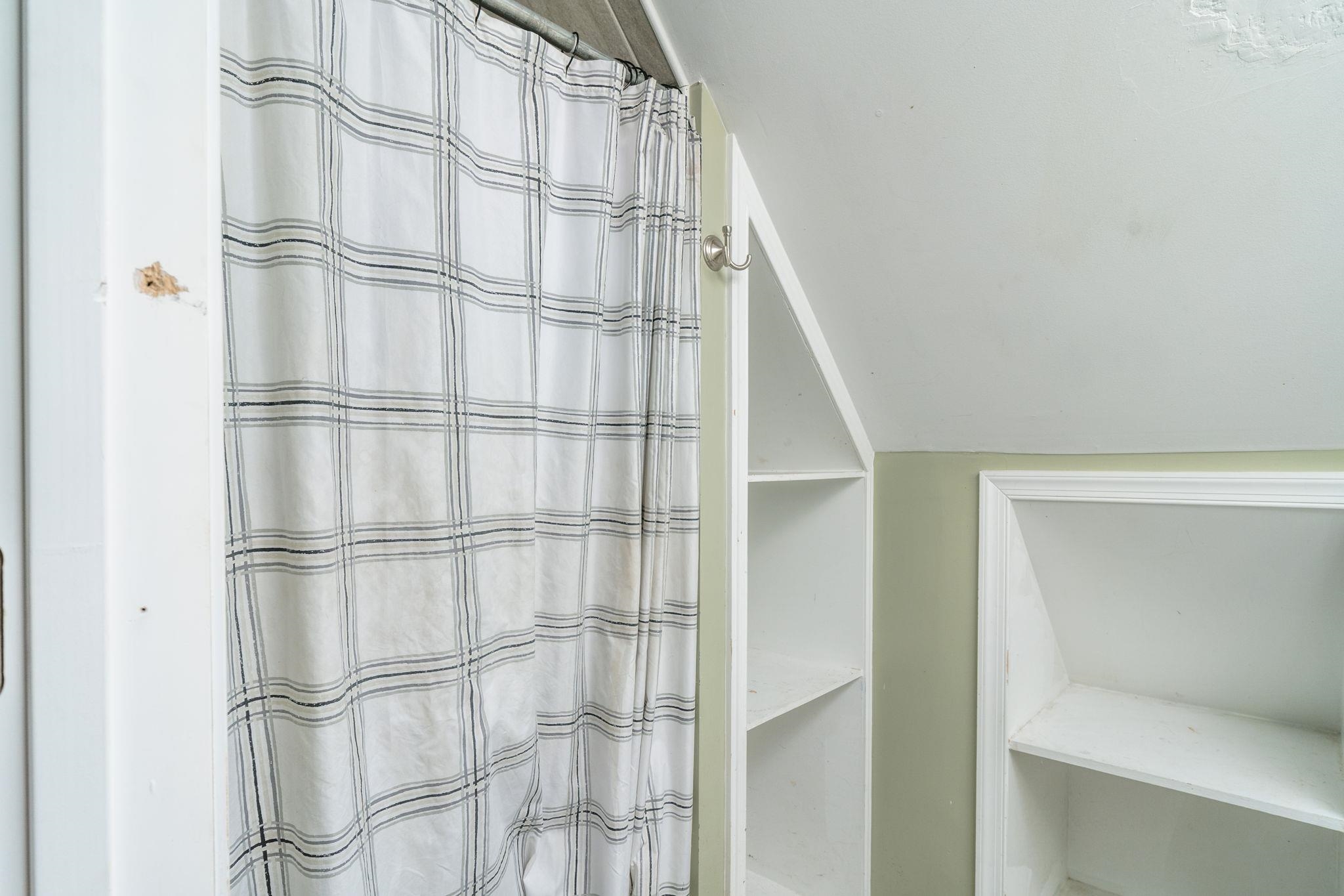 1109 PARKERSBURG TPKE