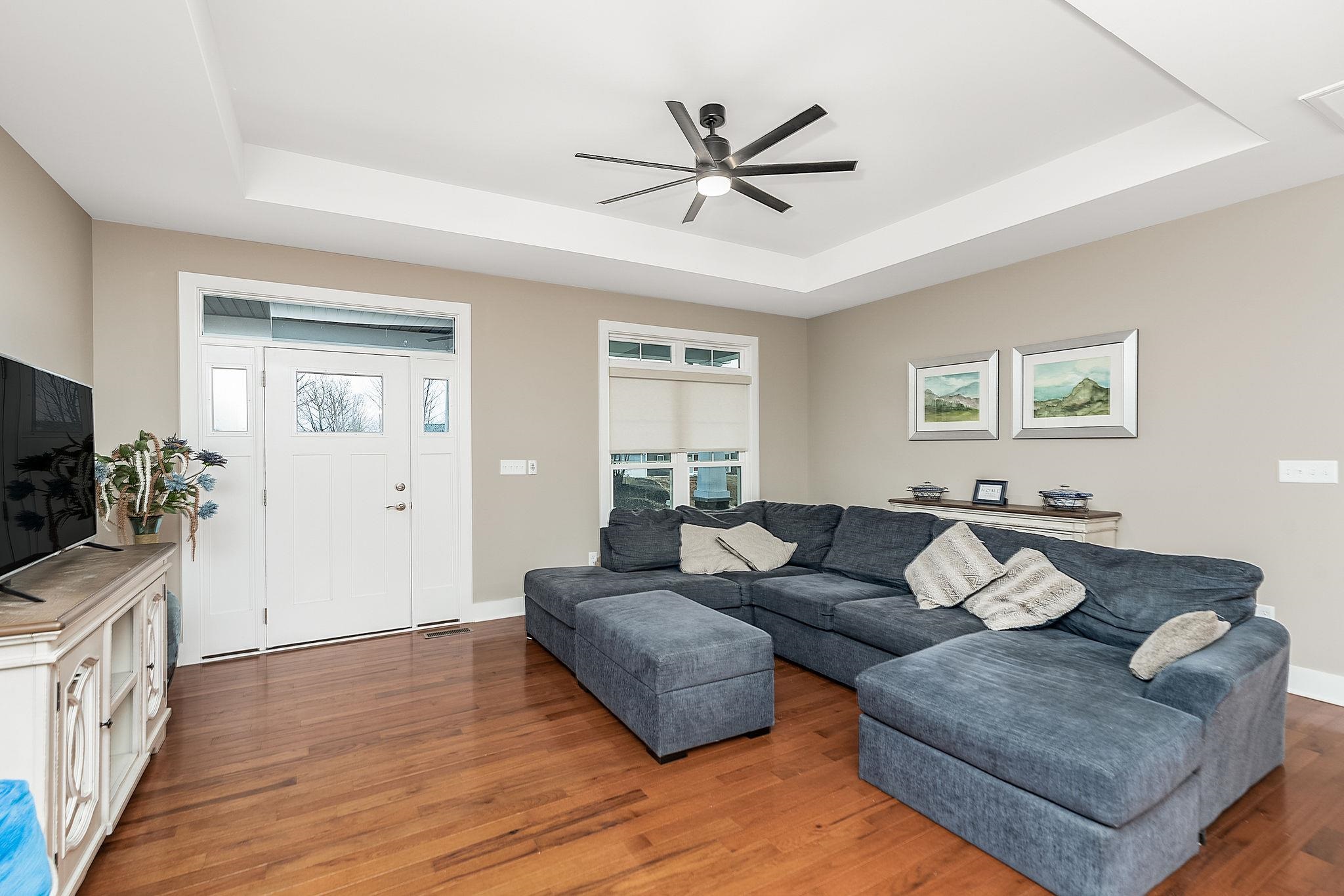 25 VALLEY MANOR DR