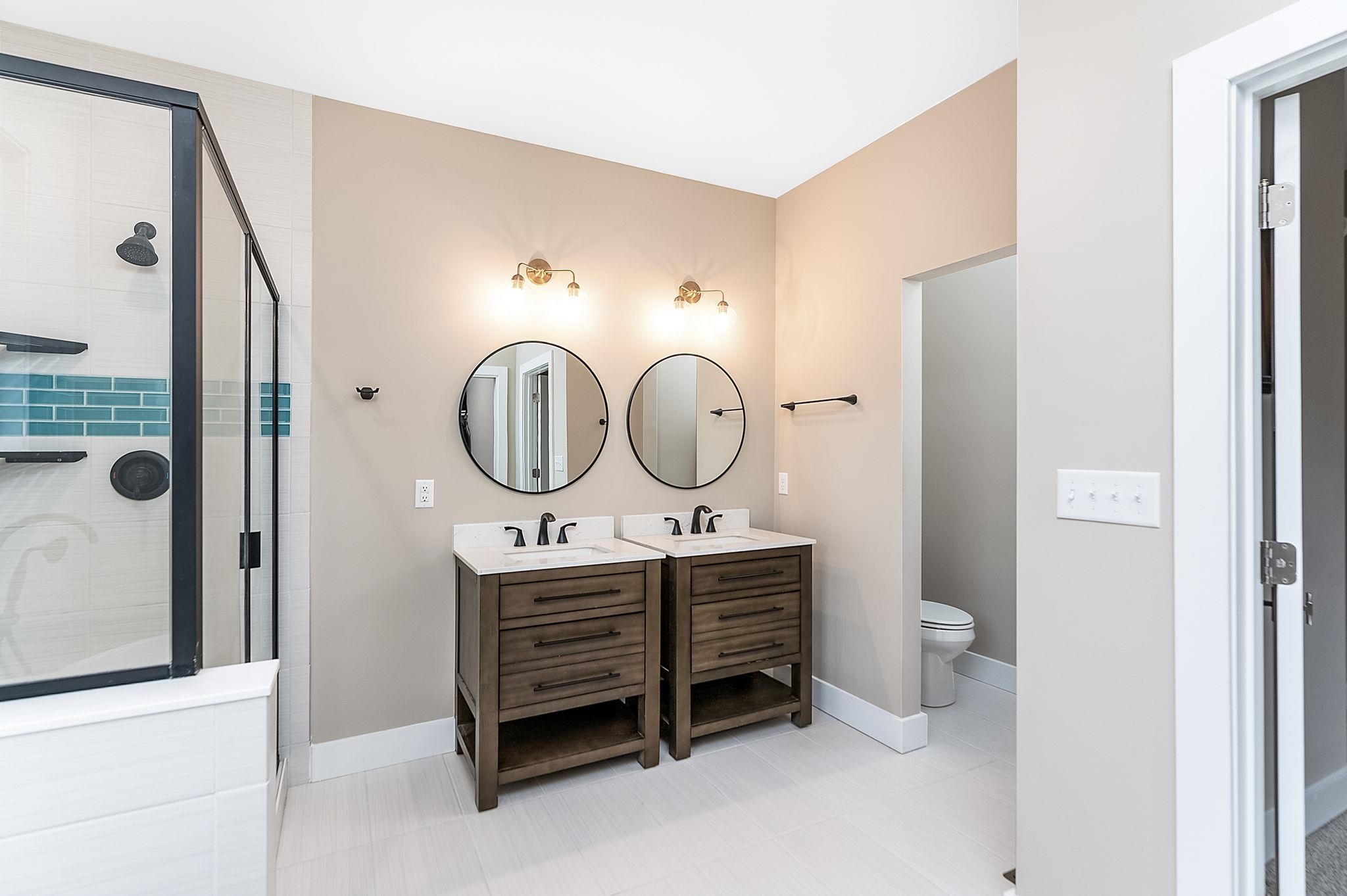 25 VALLEY MANOR DR