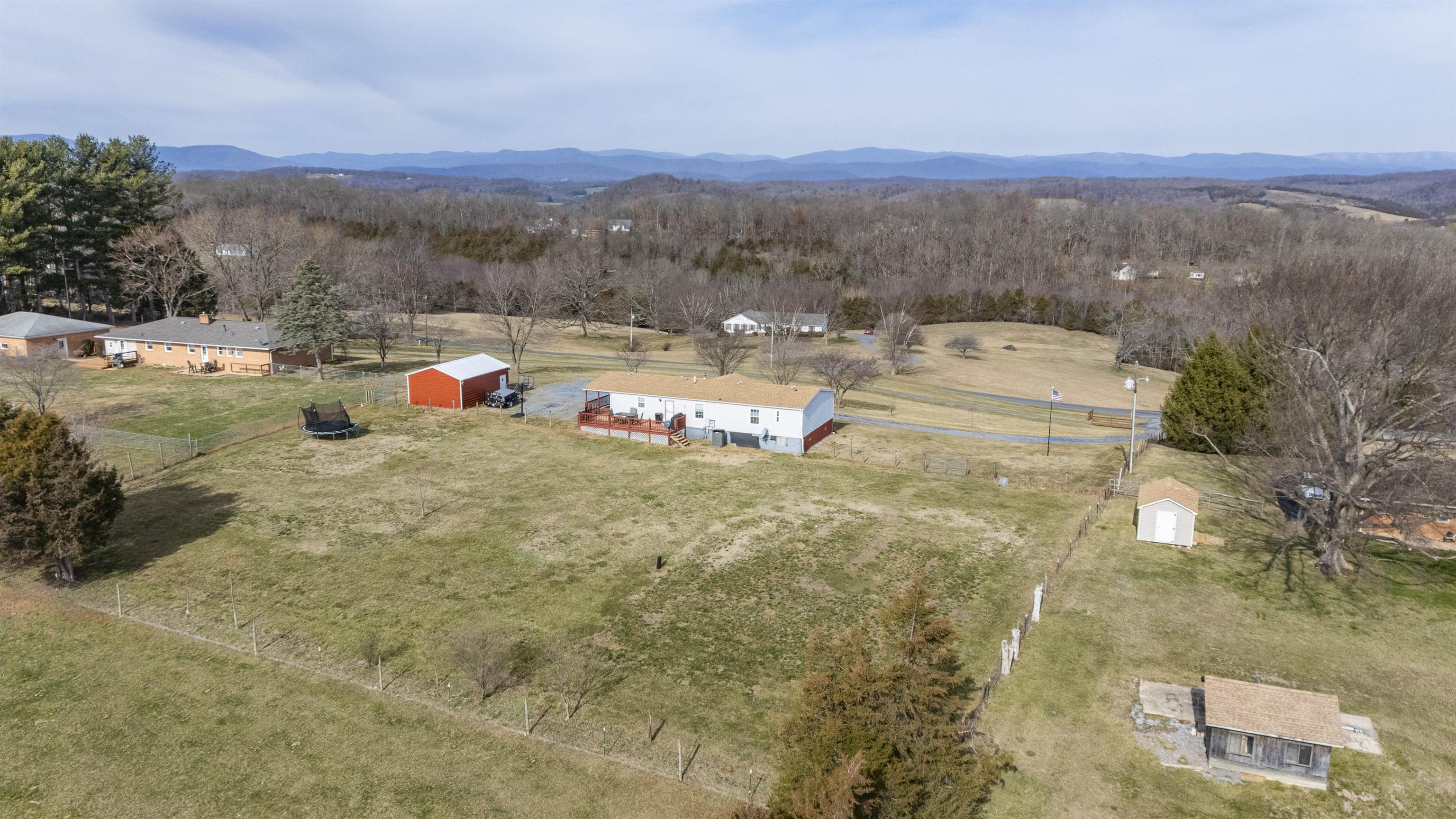 3775 SHUTTERLEE MILL RD