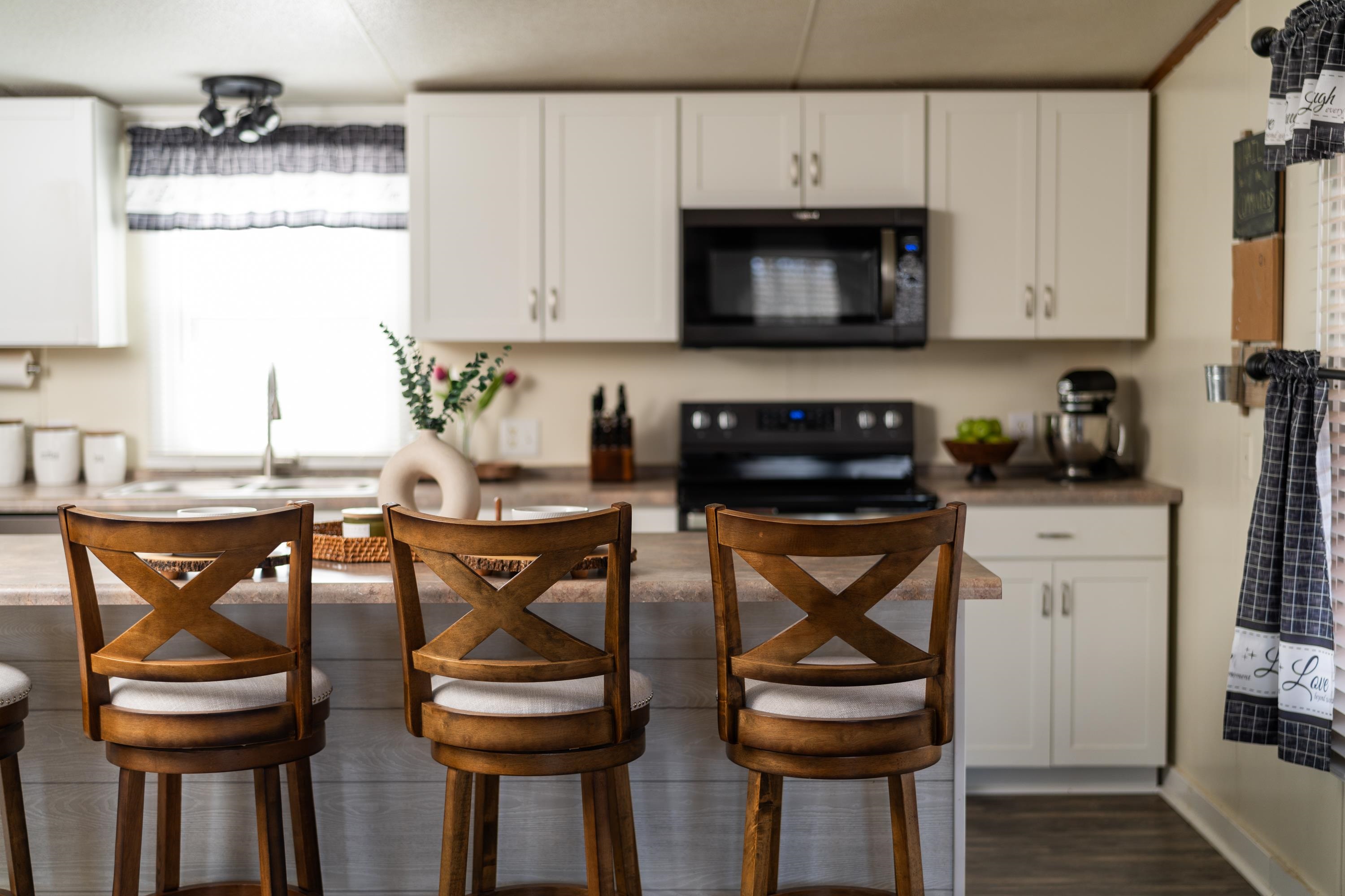 3775 SHUTTERLEE MILL RD