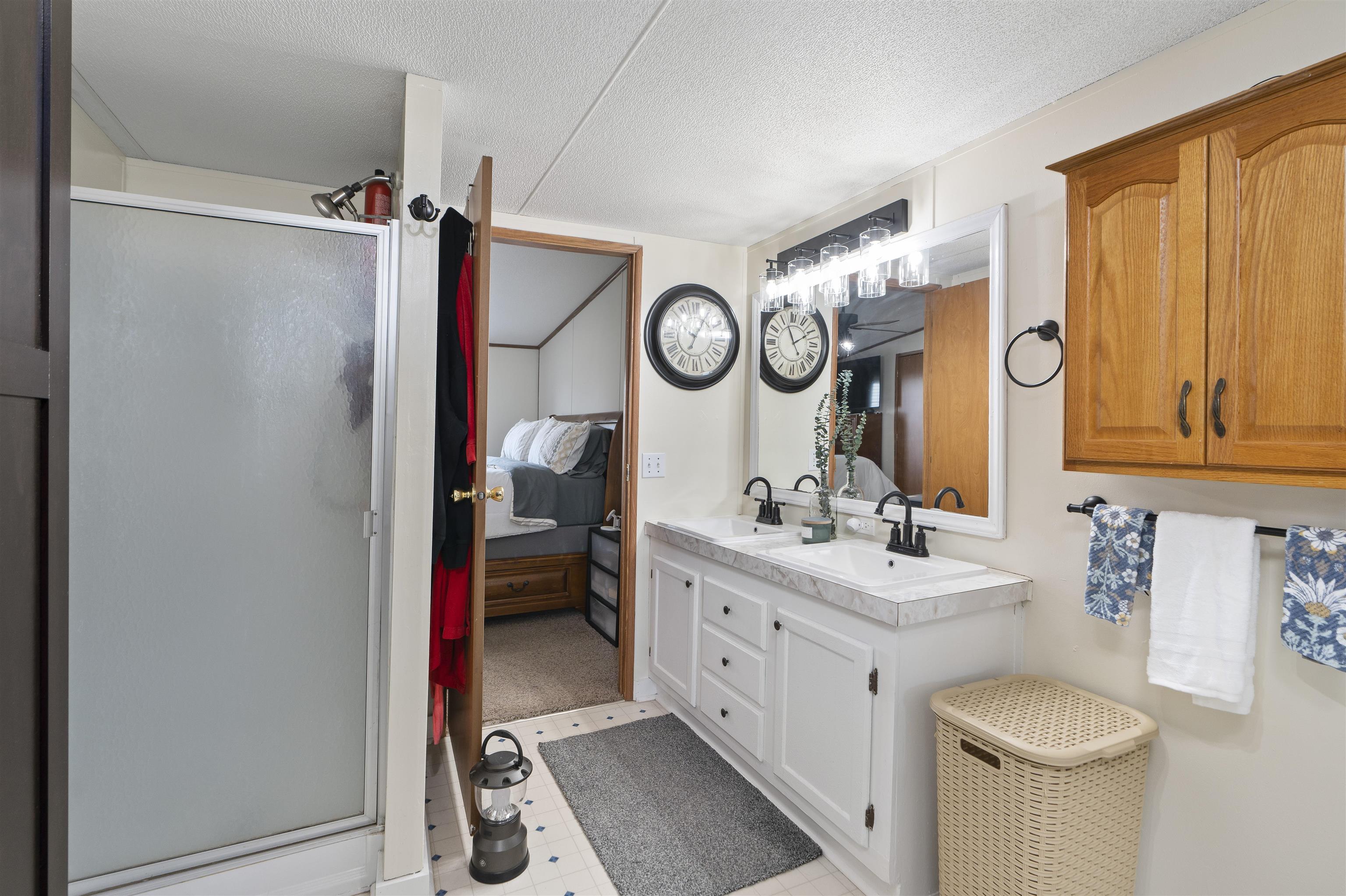 3775 SHUTTERLEE MILL RD