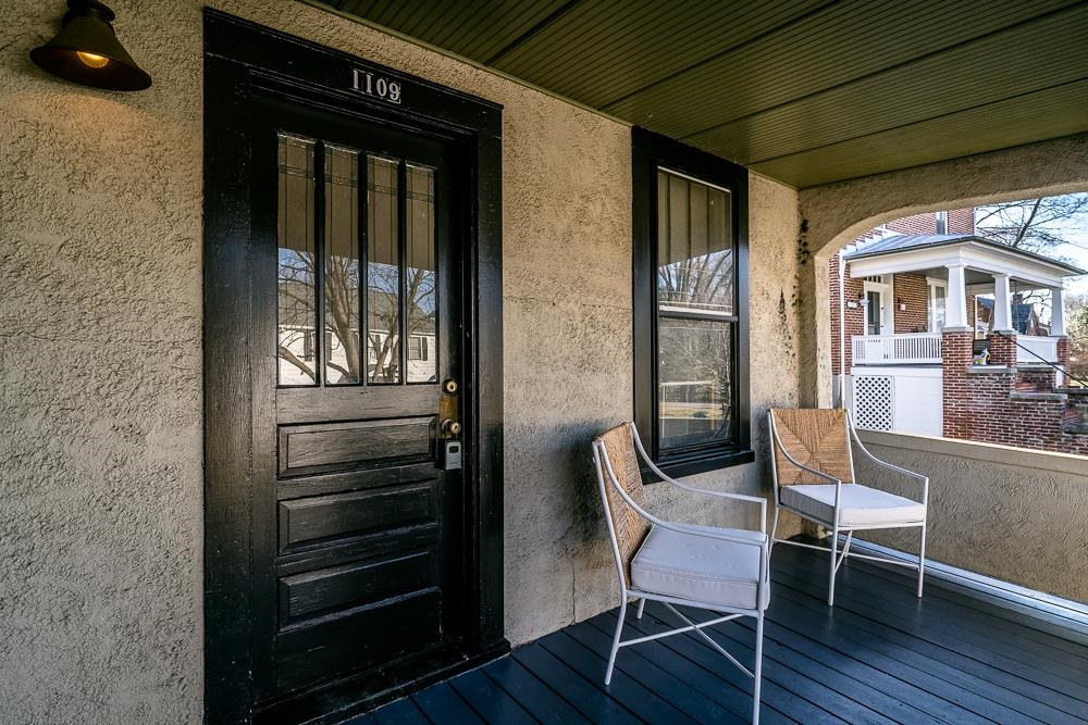 1109 SPRING HILL RD