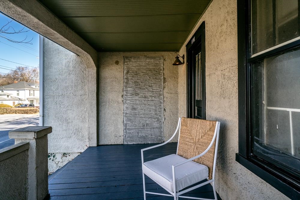 1109 SPRING HILL RD
