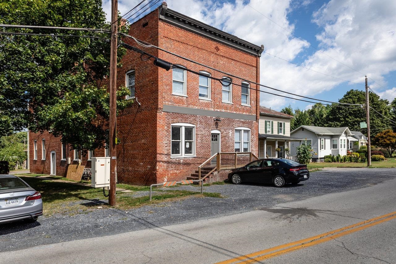 253 N AUGUSTA AVE