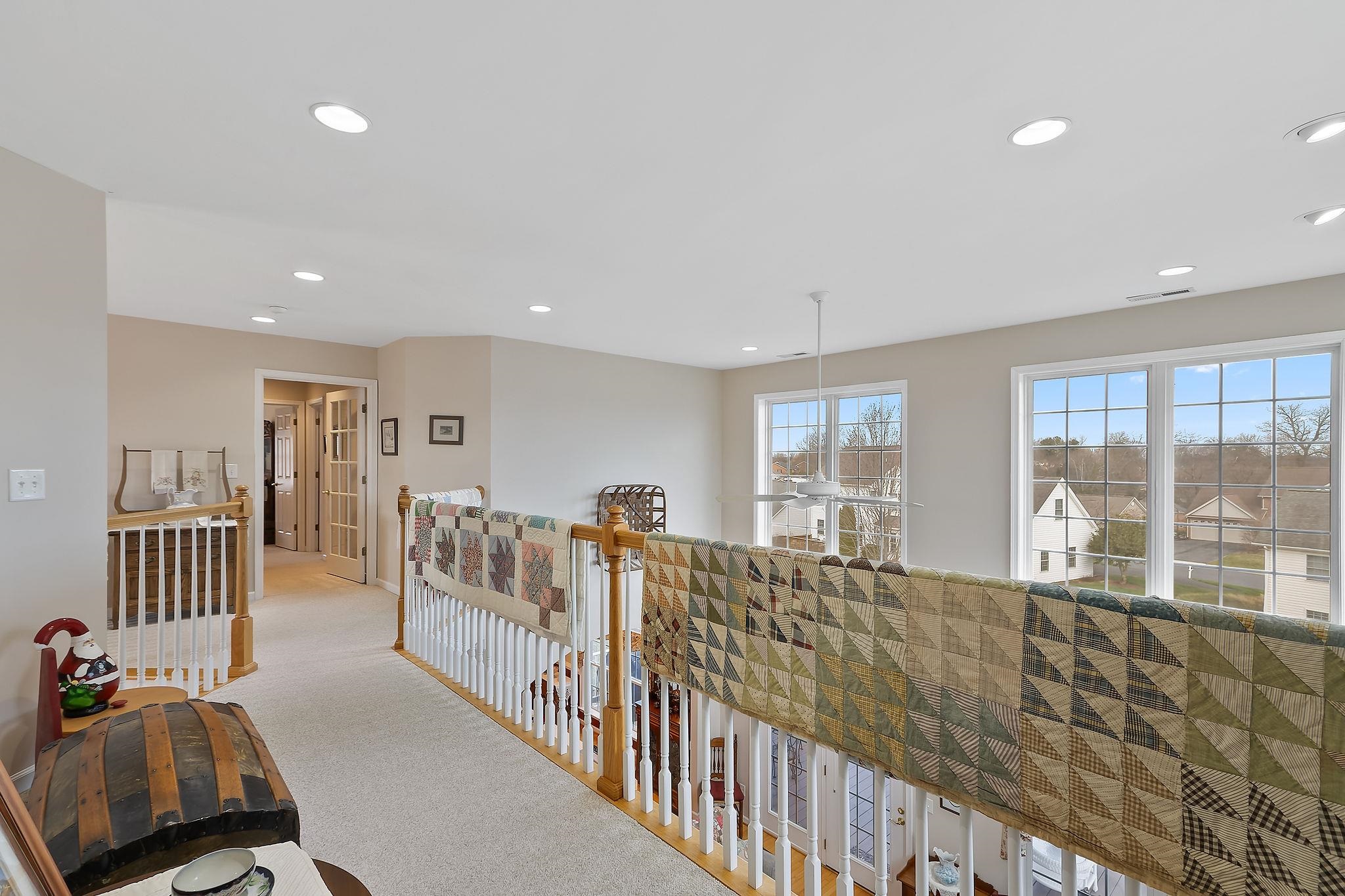 102 SHAWN CIR