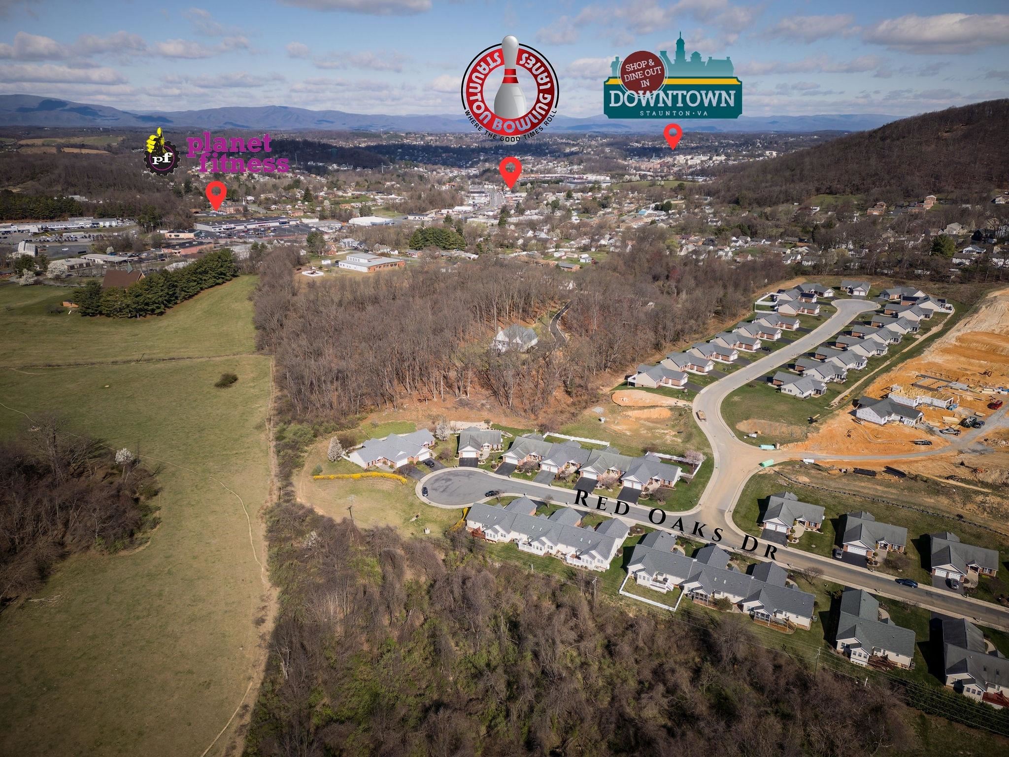 202 RED OAK DR