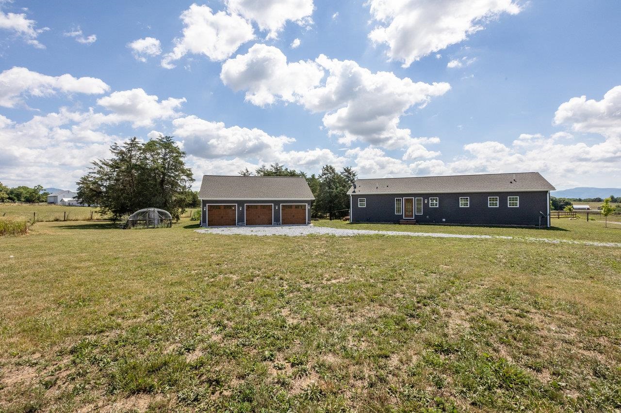 5524 CROSS KEYS RD