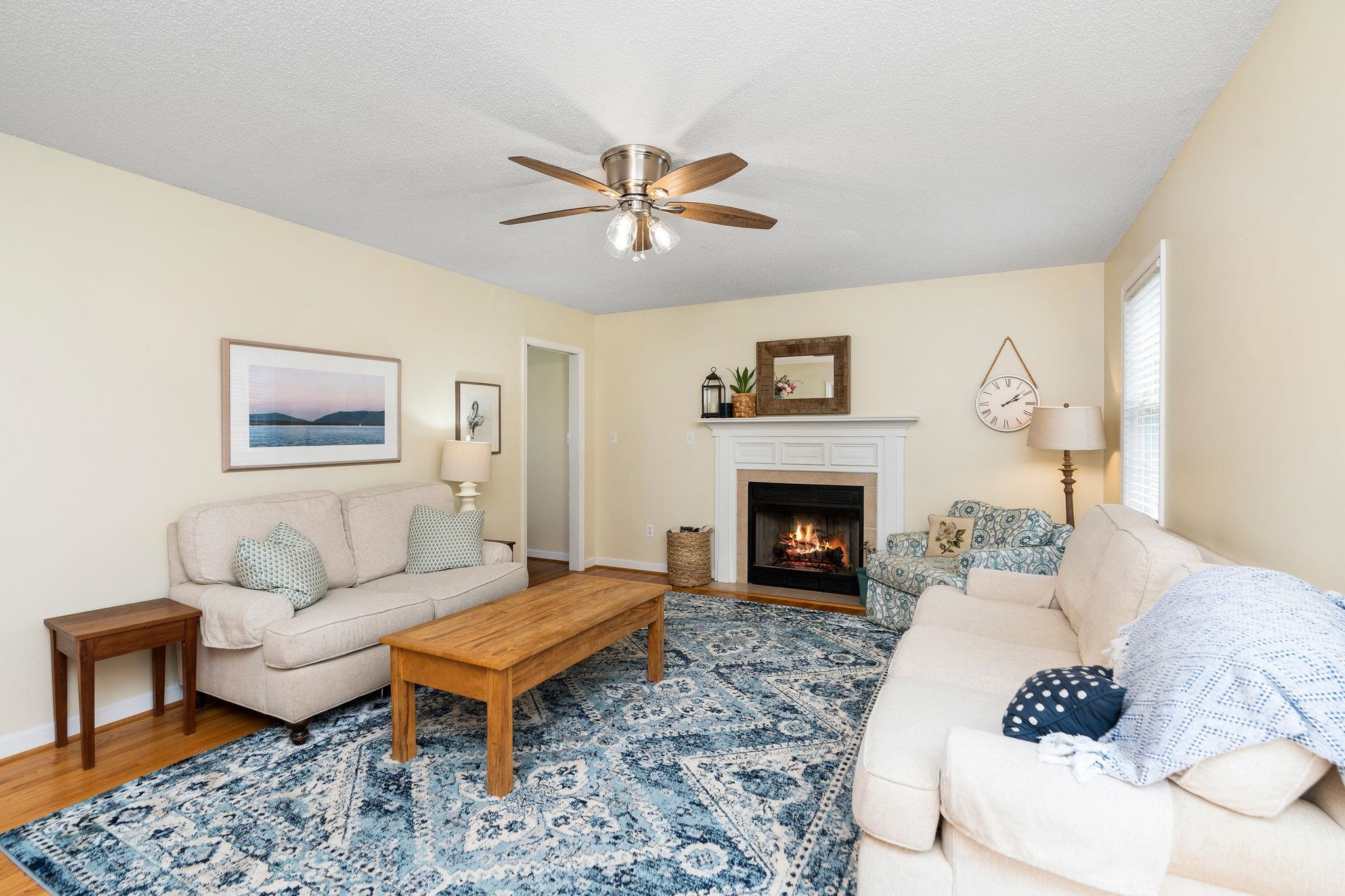 1632 CHATHAM RD