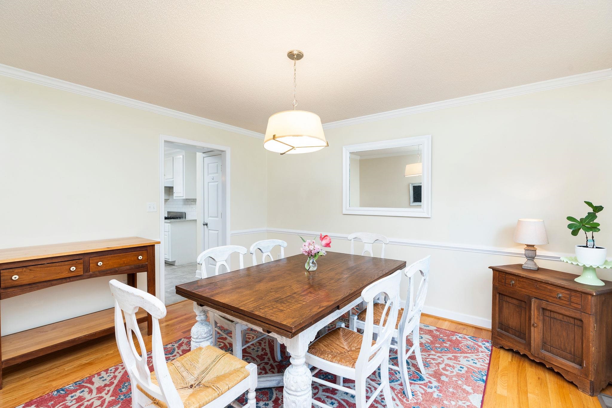 1632 CHATHAM RD