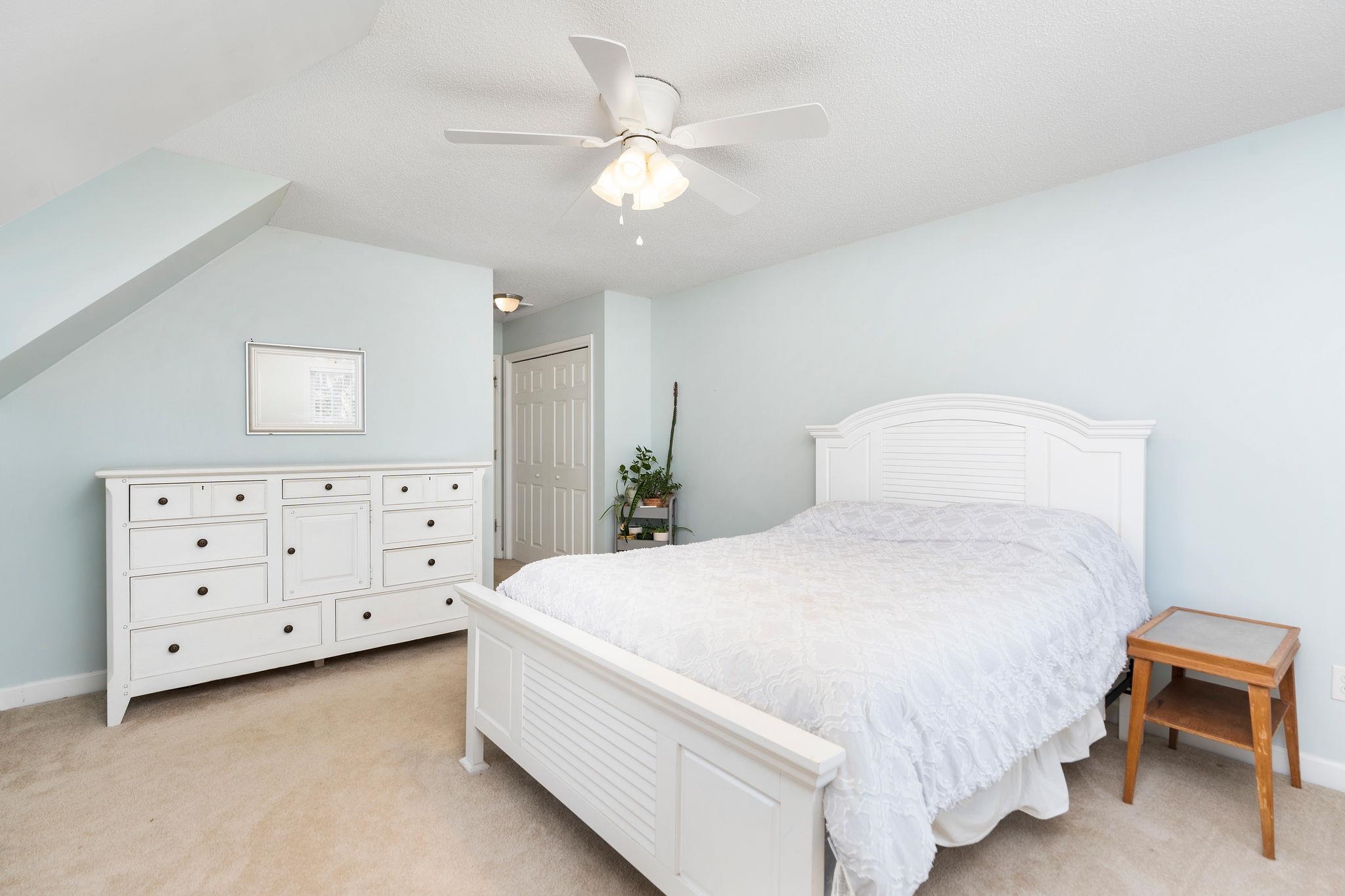 1632 CHATHAM RD