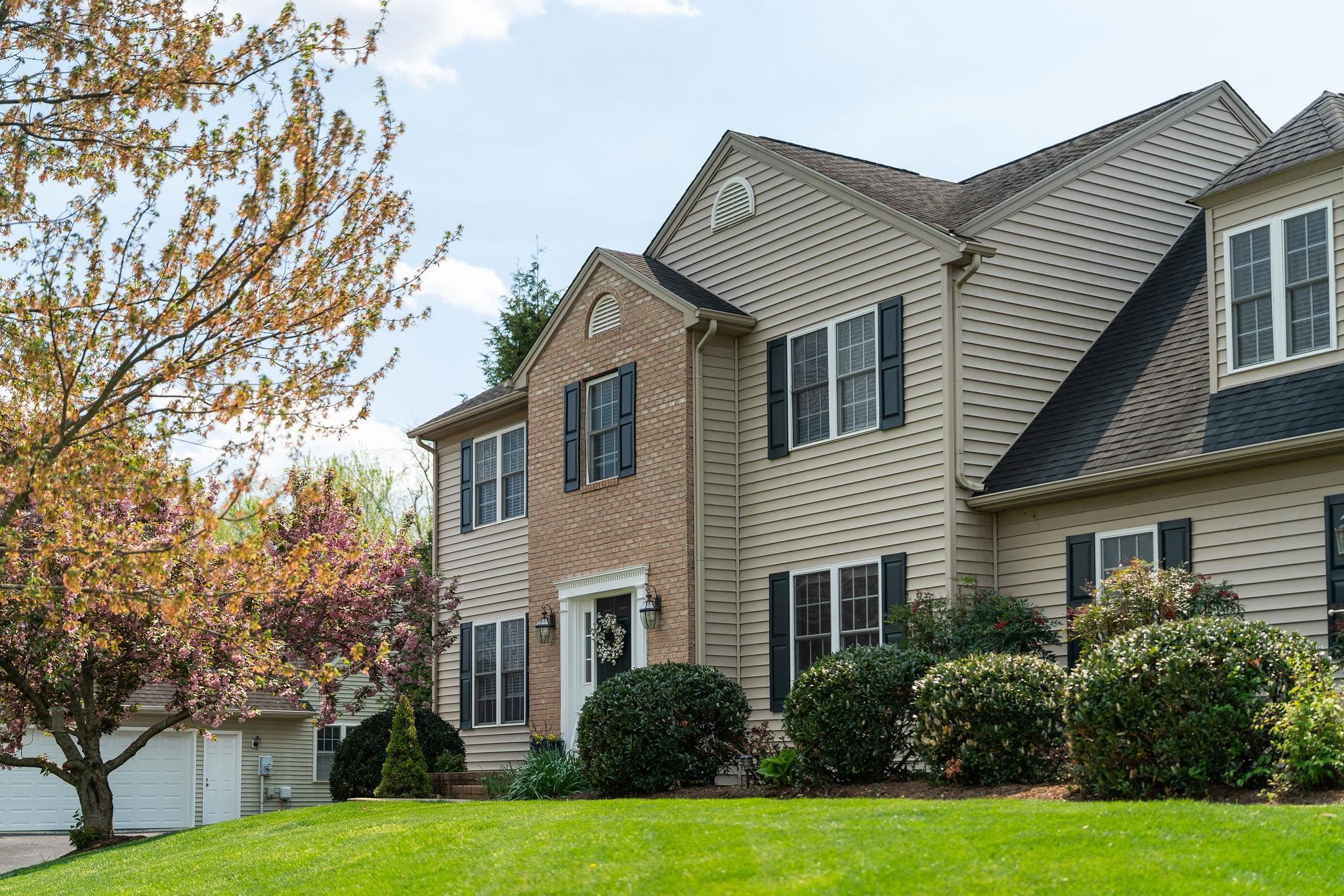 1632 CHATHAM RD
