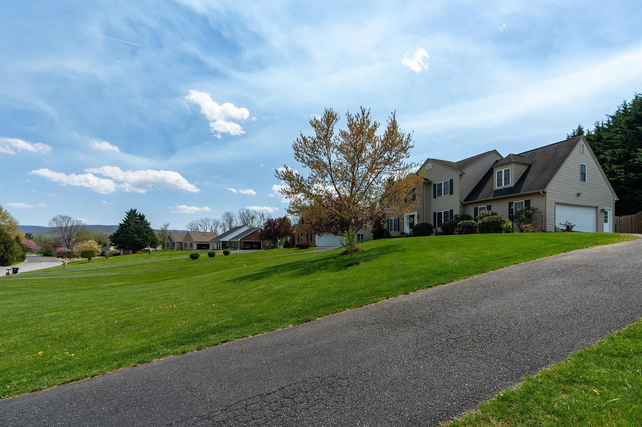 1632 CHATHAM RD