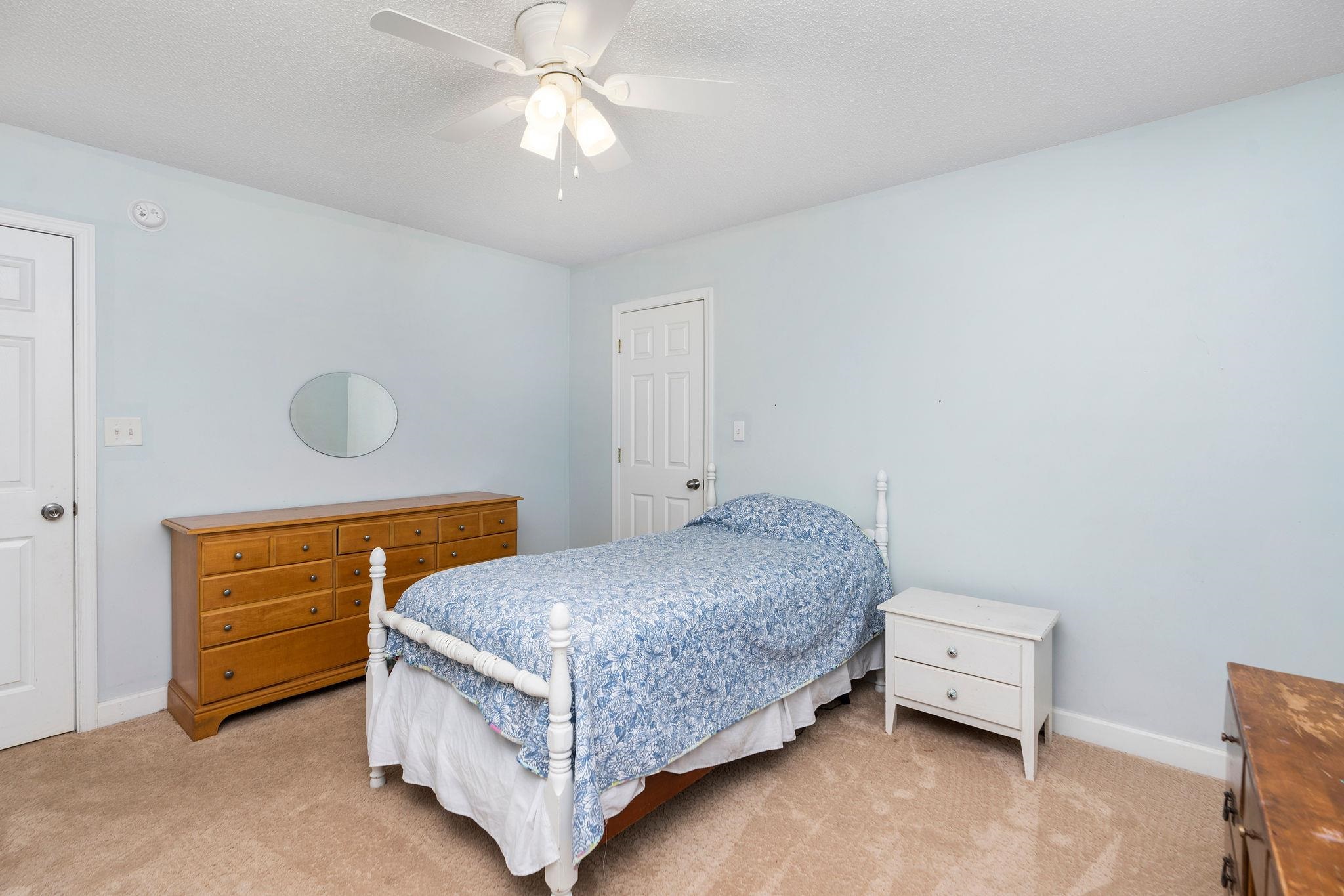 1632 CHATHAM RD