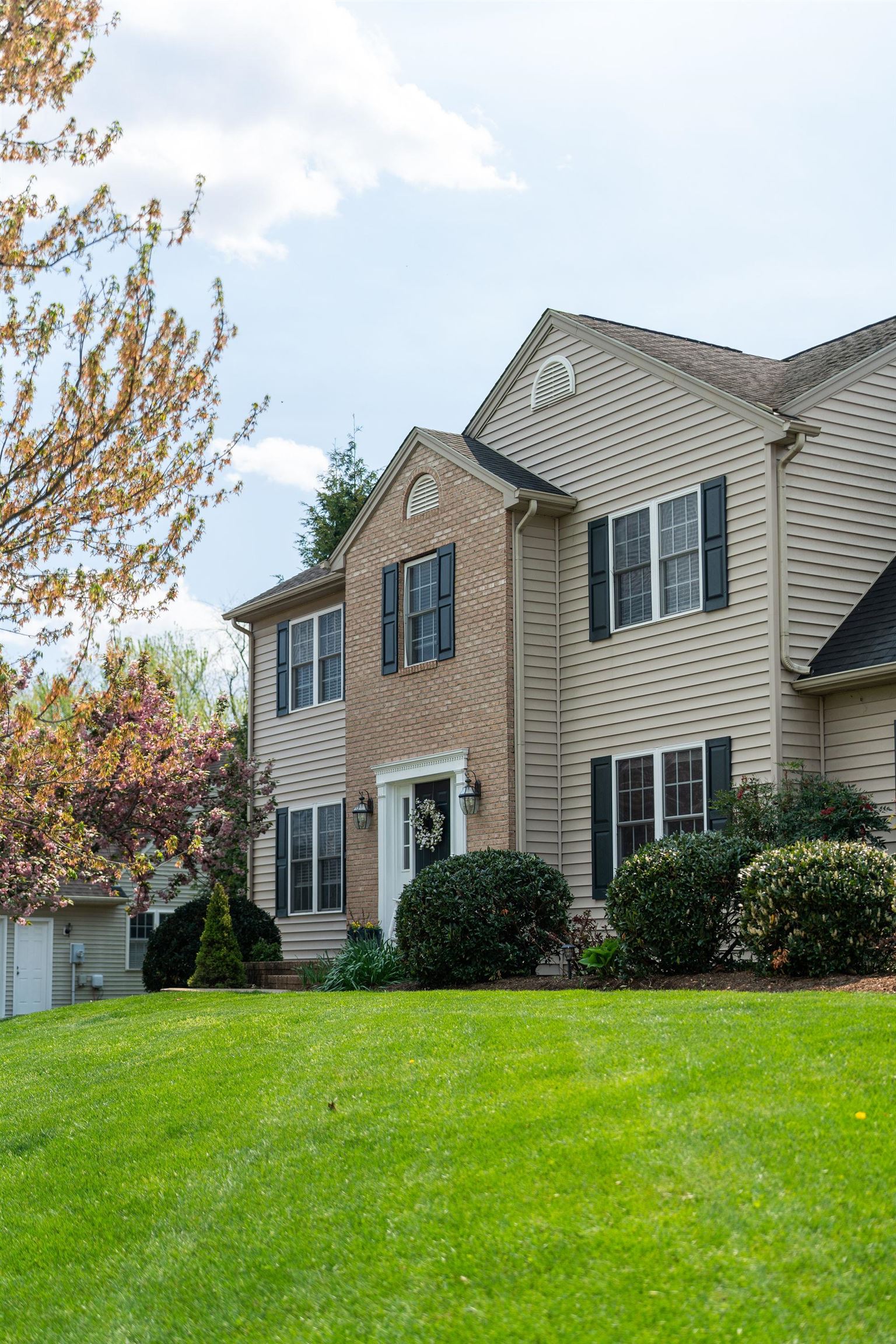 1632 CHATHAM RD