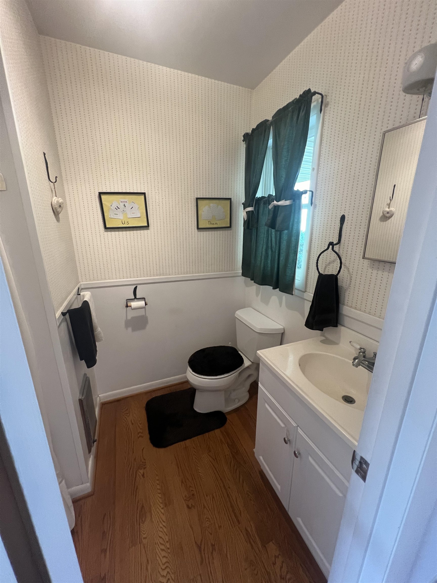 1970 OLD GREENVILLE RD