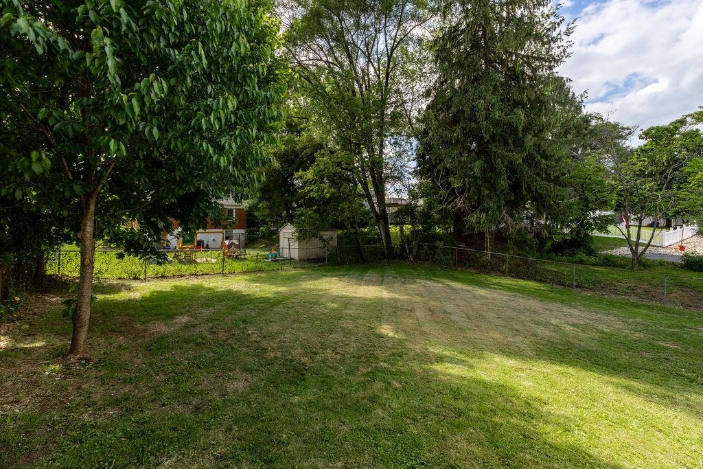 116 VALLEY RD
