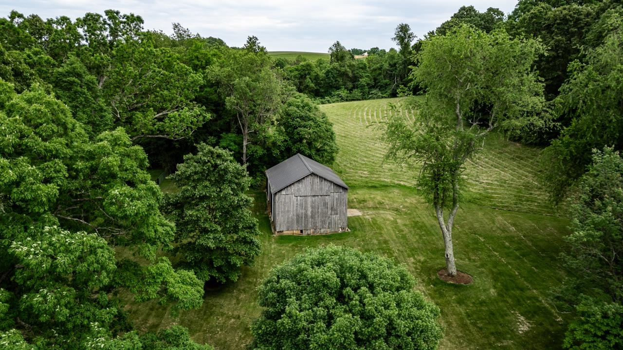 422 BOWMAN SPRINGS RD