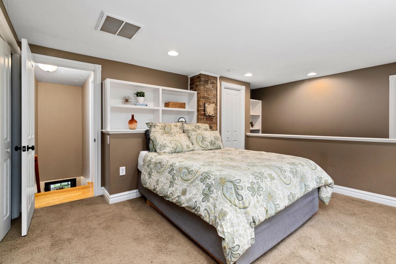 422 BOWMAN SPRINGS RD