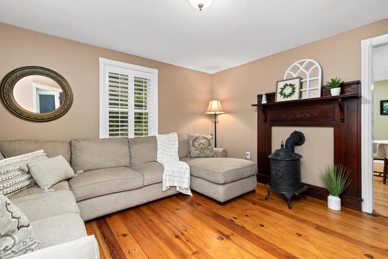 422 BOWMAN SPRINGS RD