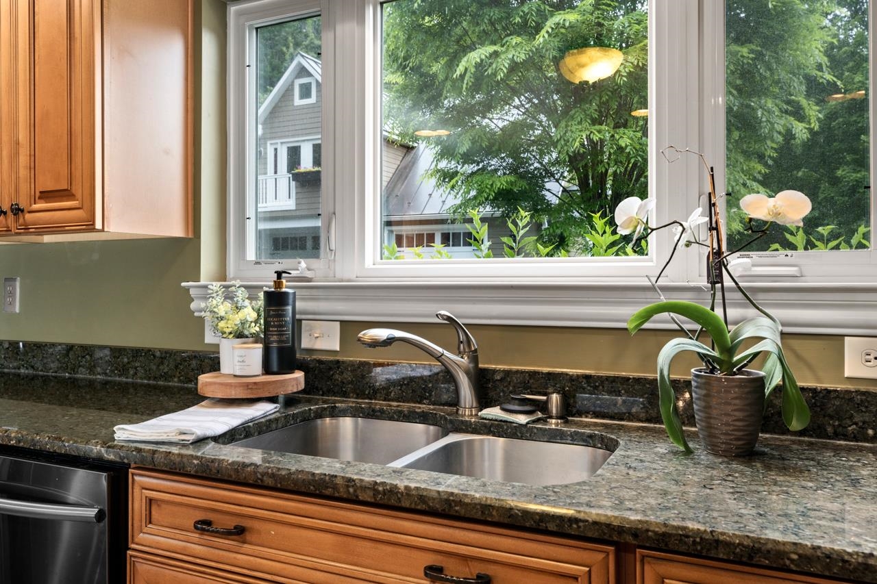 422 BOWMAN SPRINGS RD