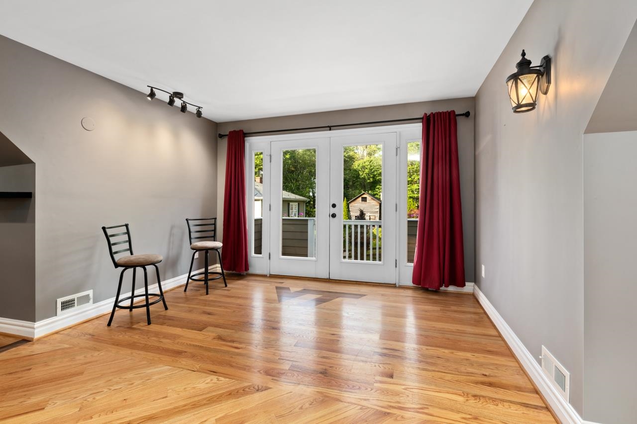 422 BOWMAN SPRINGS RD