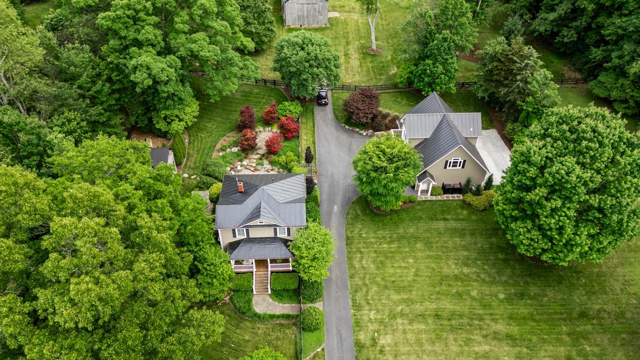 422 BOWMAN SPRINGS RD