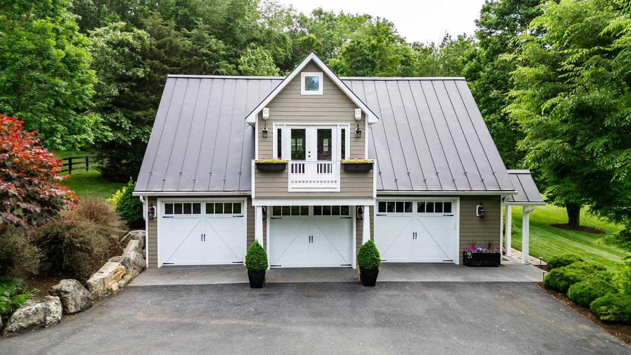 422 BOWMAN SPRINGS RD