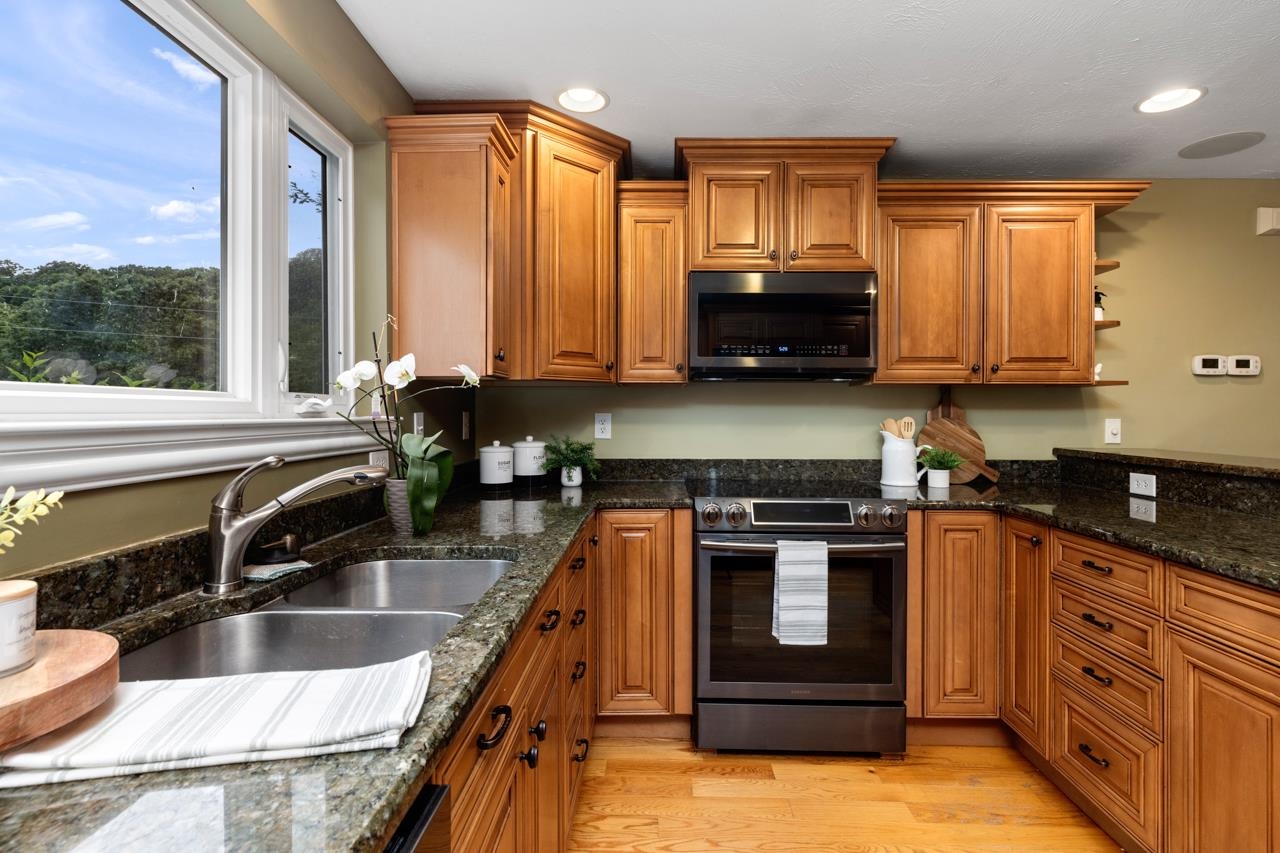 422 BOWMAN SPRINGS RD