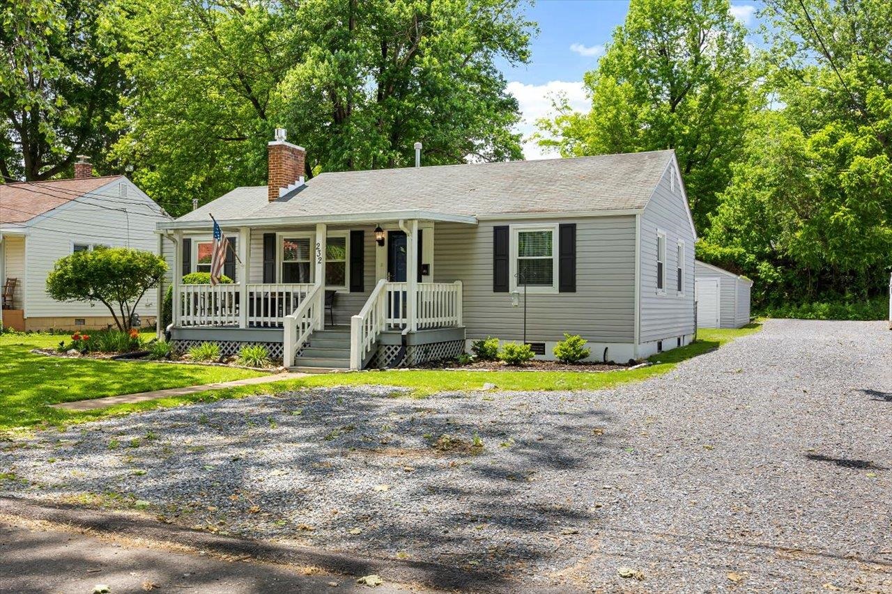 232 RIVER RD