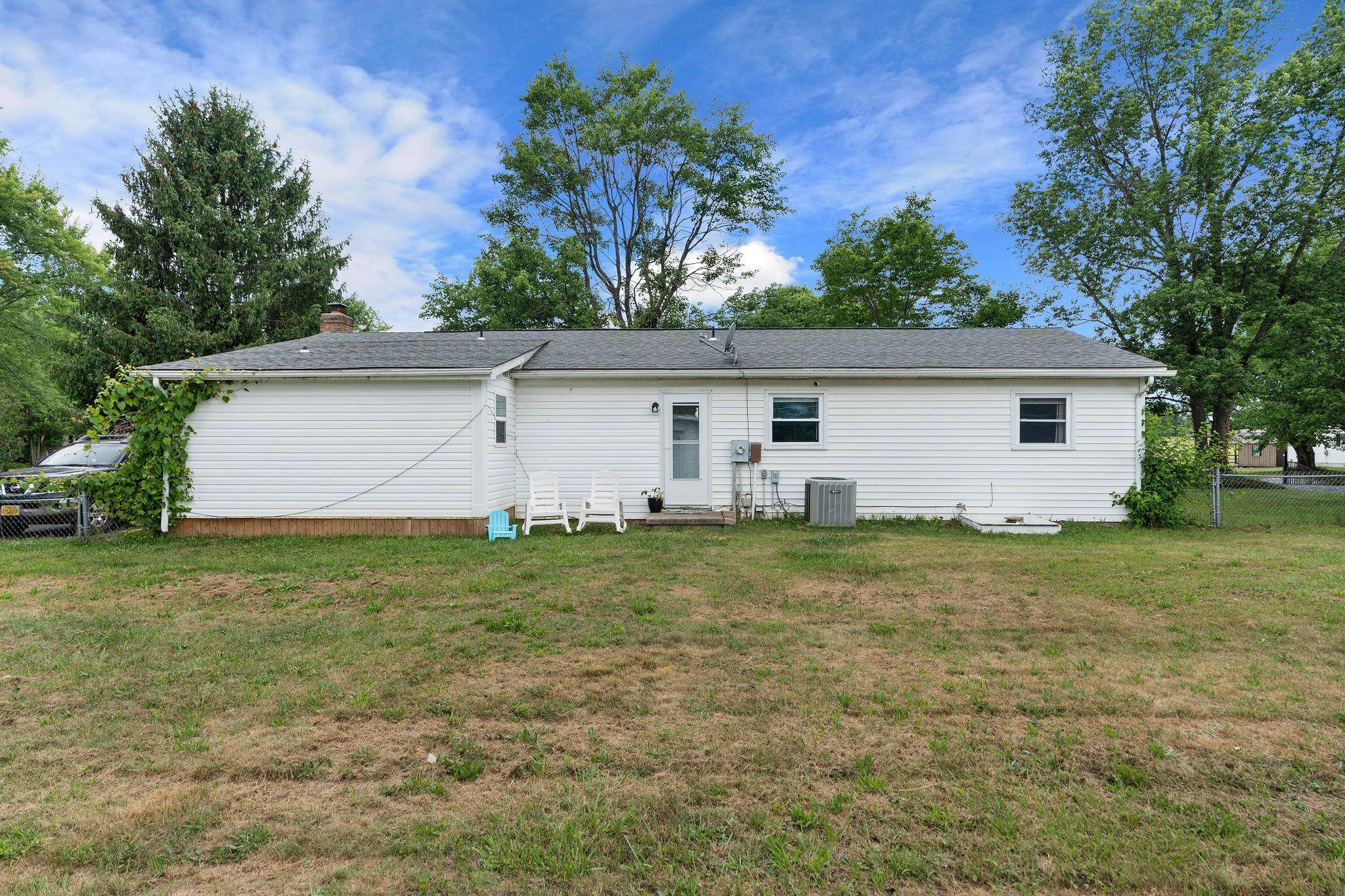 24 BLACKFORD WAY