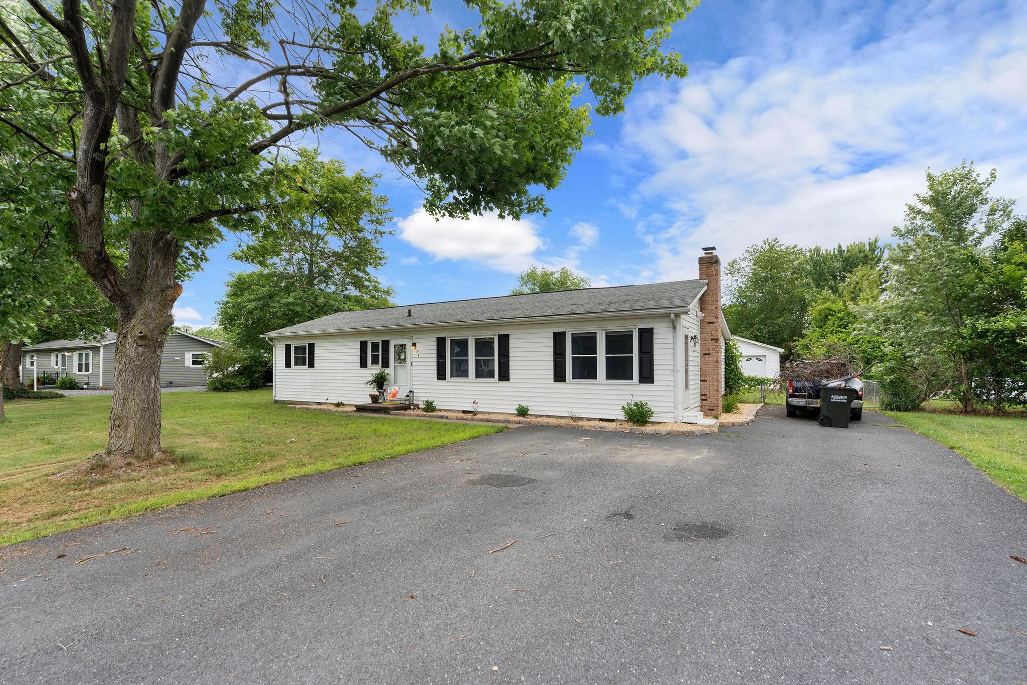 24 BLACKFORD WAY