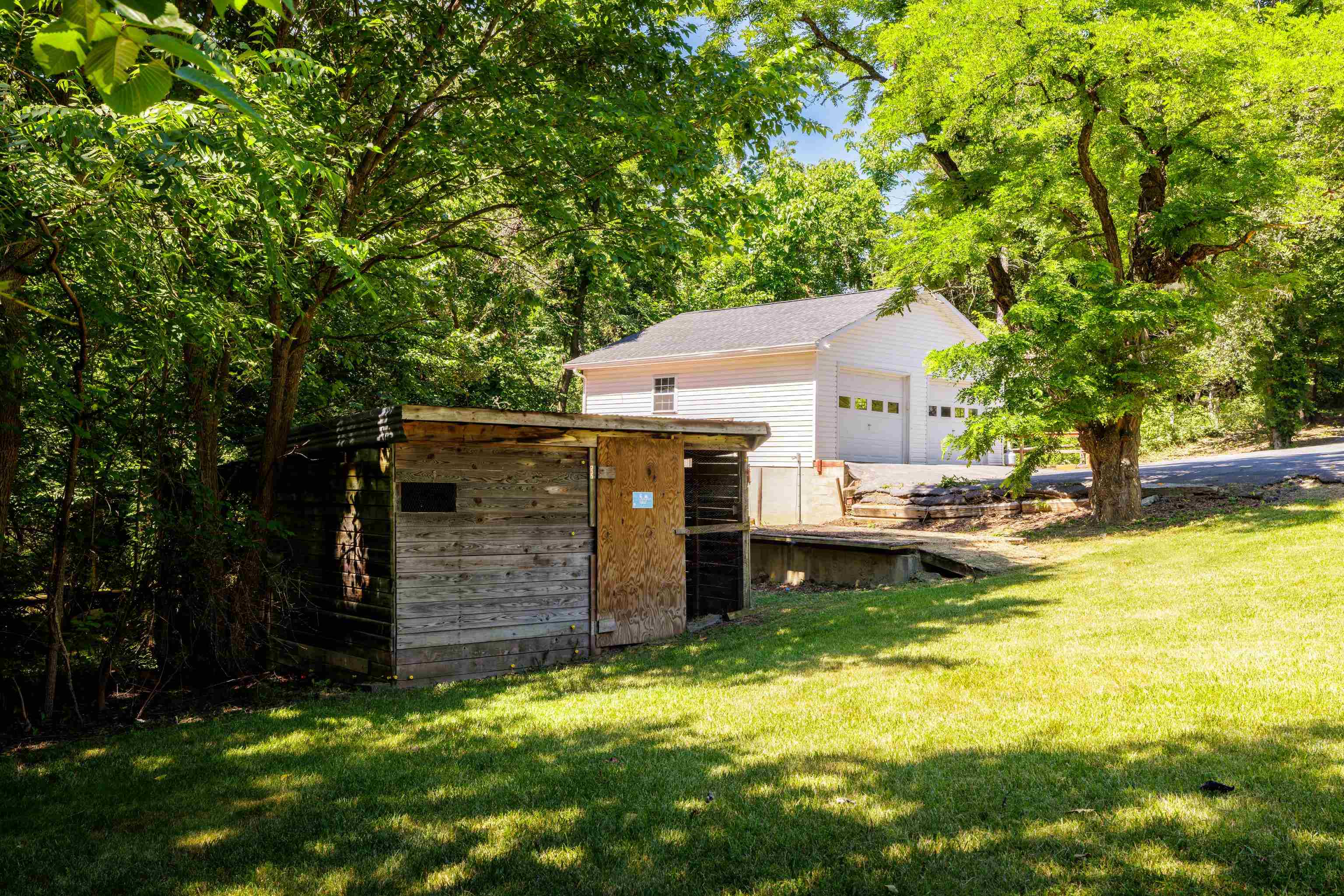 1704 LEE JACKSON HWY