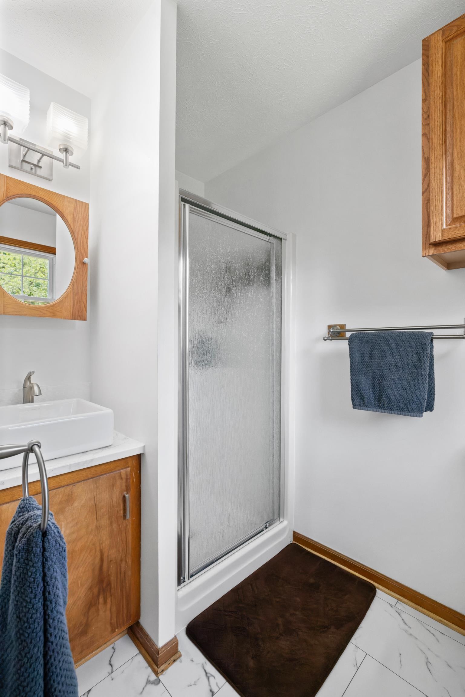 1704 LEE JACKSON HWY