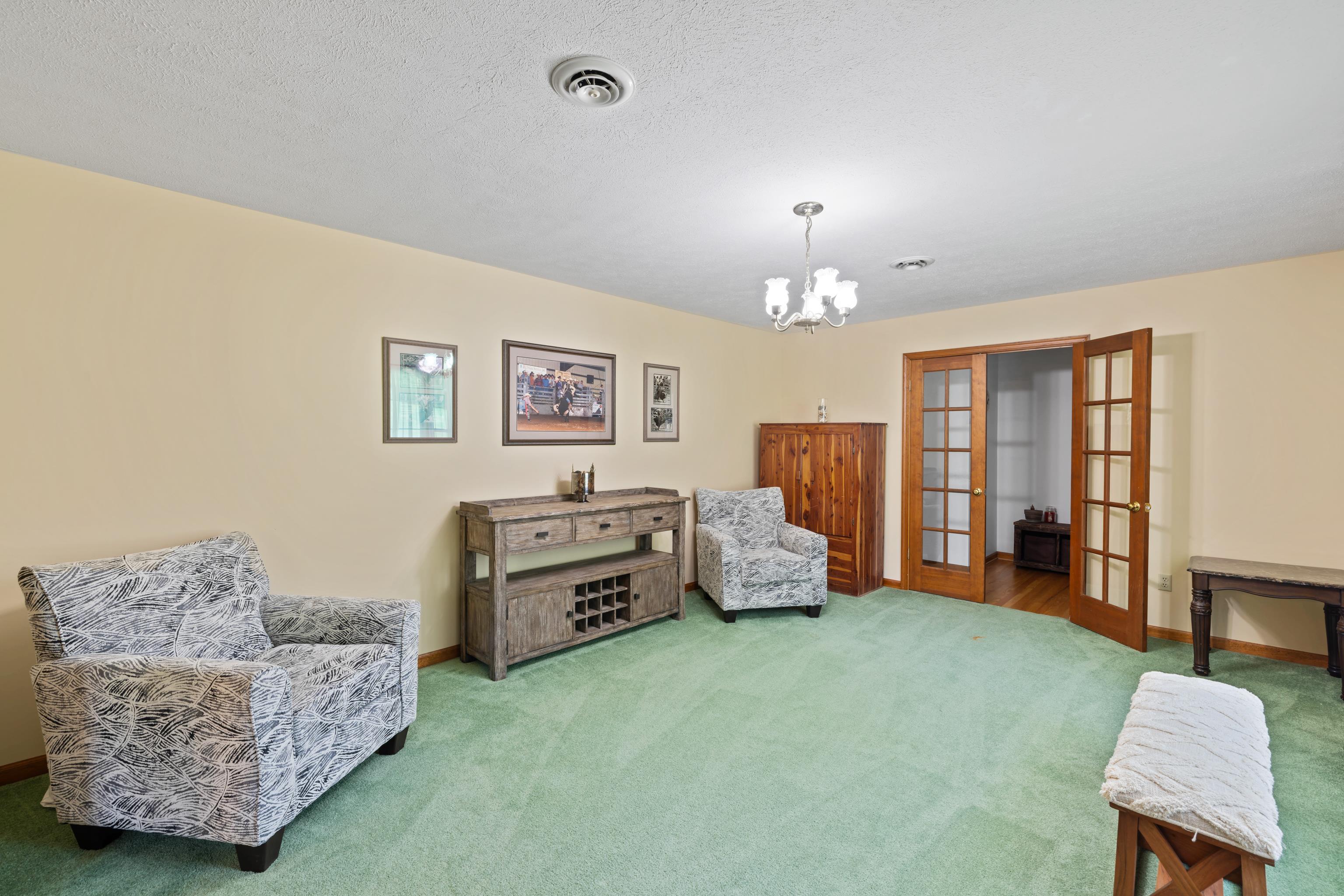 1704 LEE JACKSON HWY