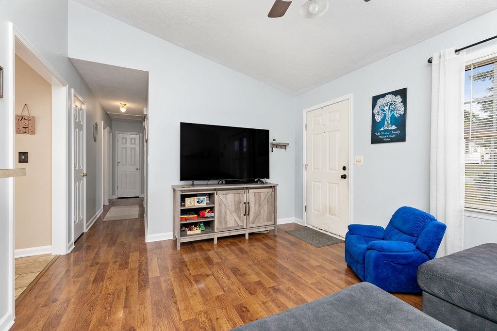25 ORCHARD DR