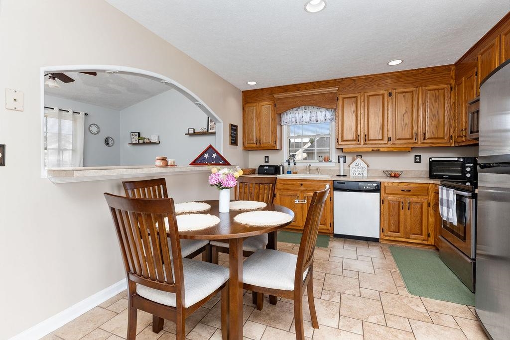 25 ORCHARD DR