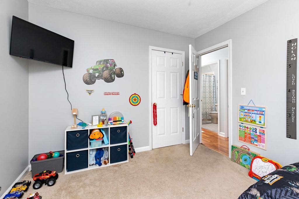 25 ORCHARD DR