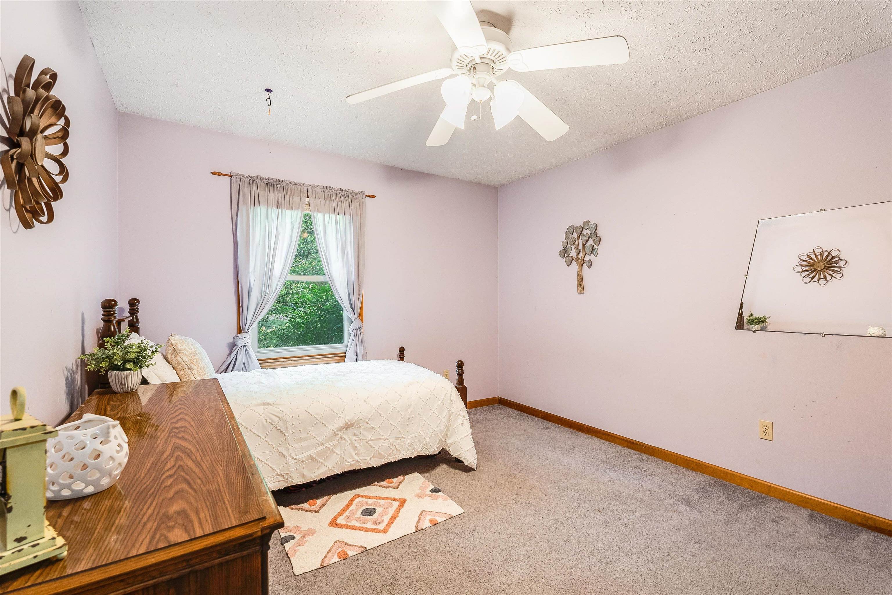 69 ALLENTOWN LN