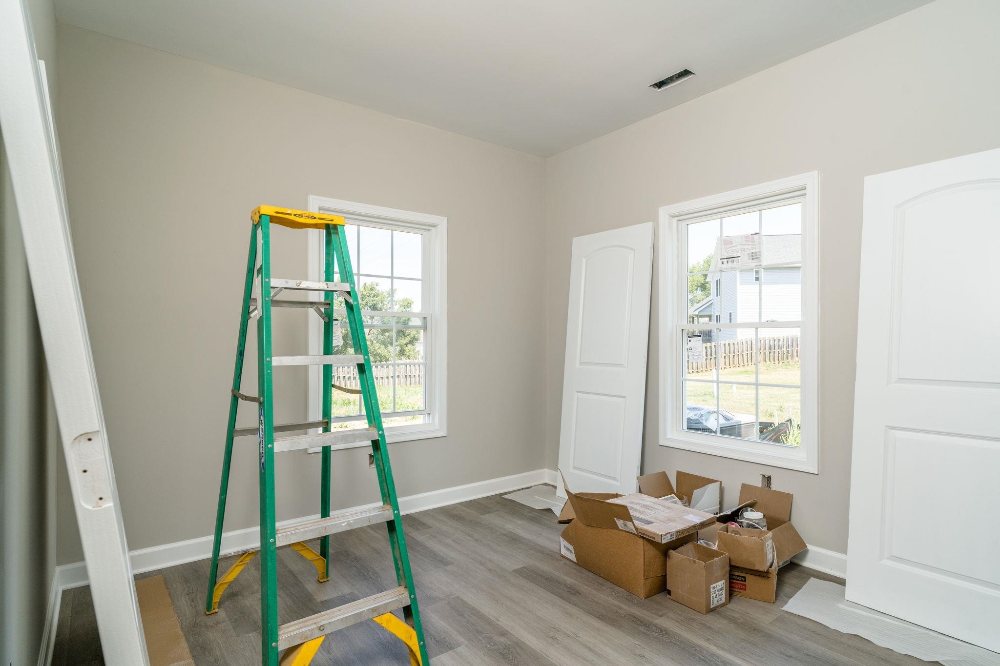 263 FREEMONT CIR