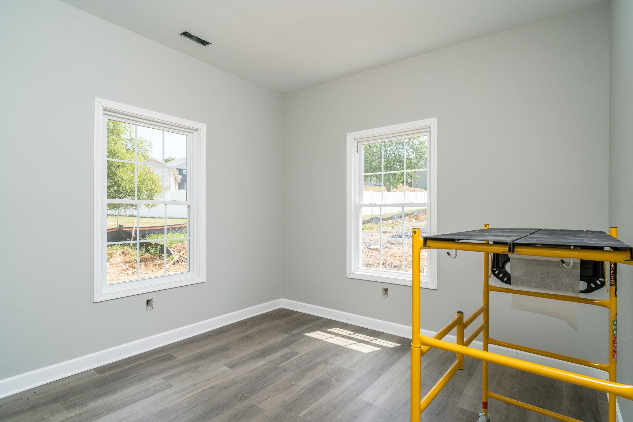 263 FREEMONT CIR