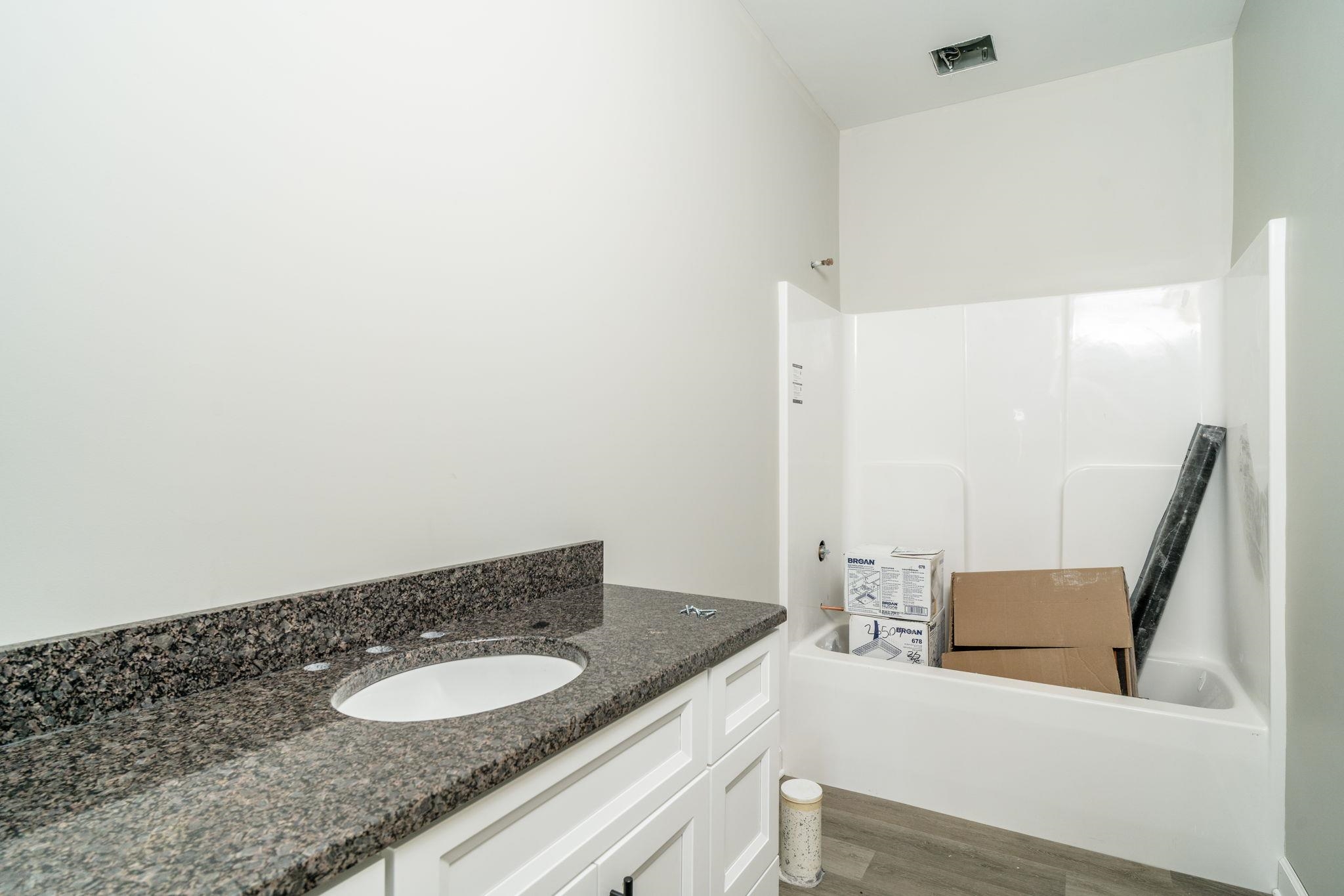 263 FREEMONT CIR