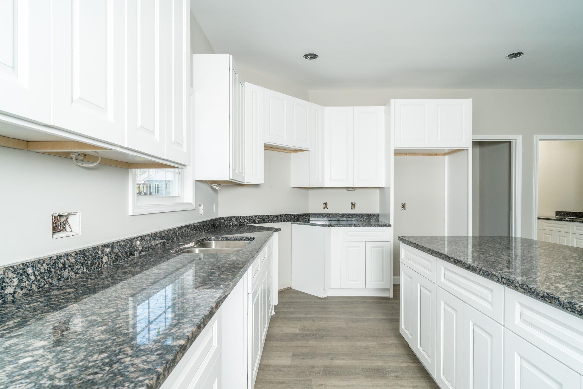 263 FREEMONT CIR