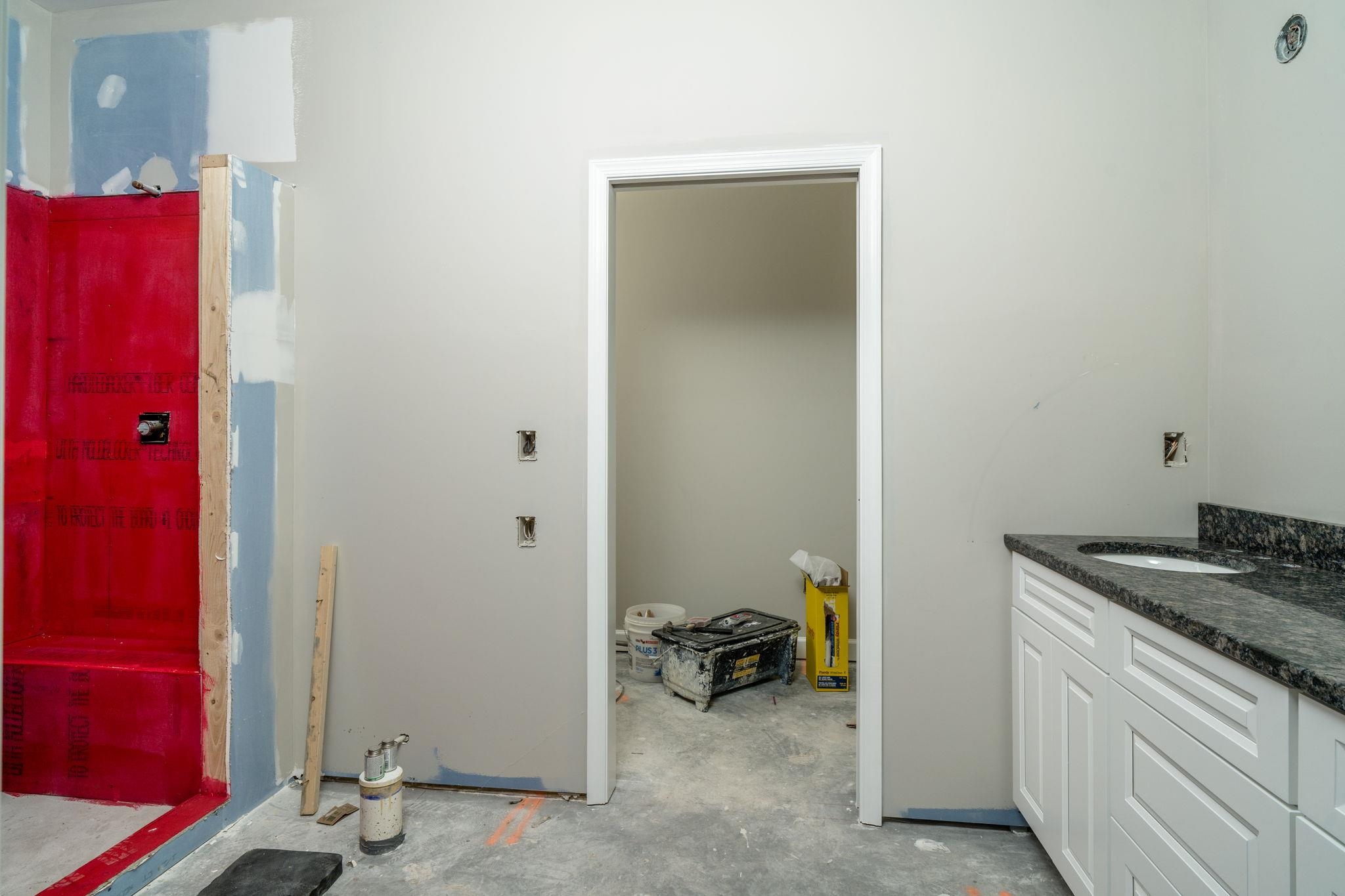 263 FREEMONT CIR