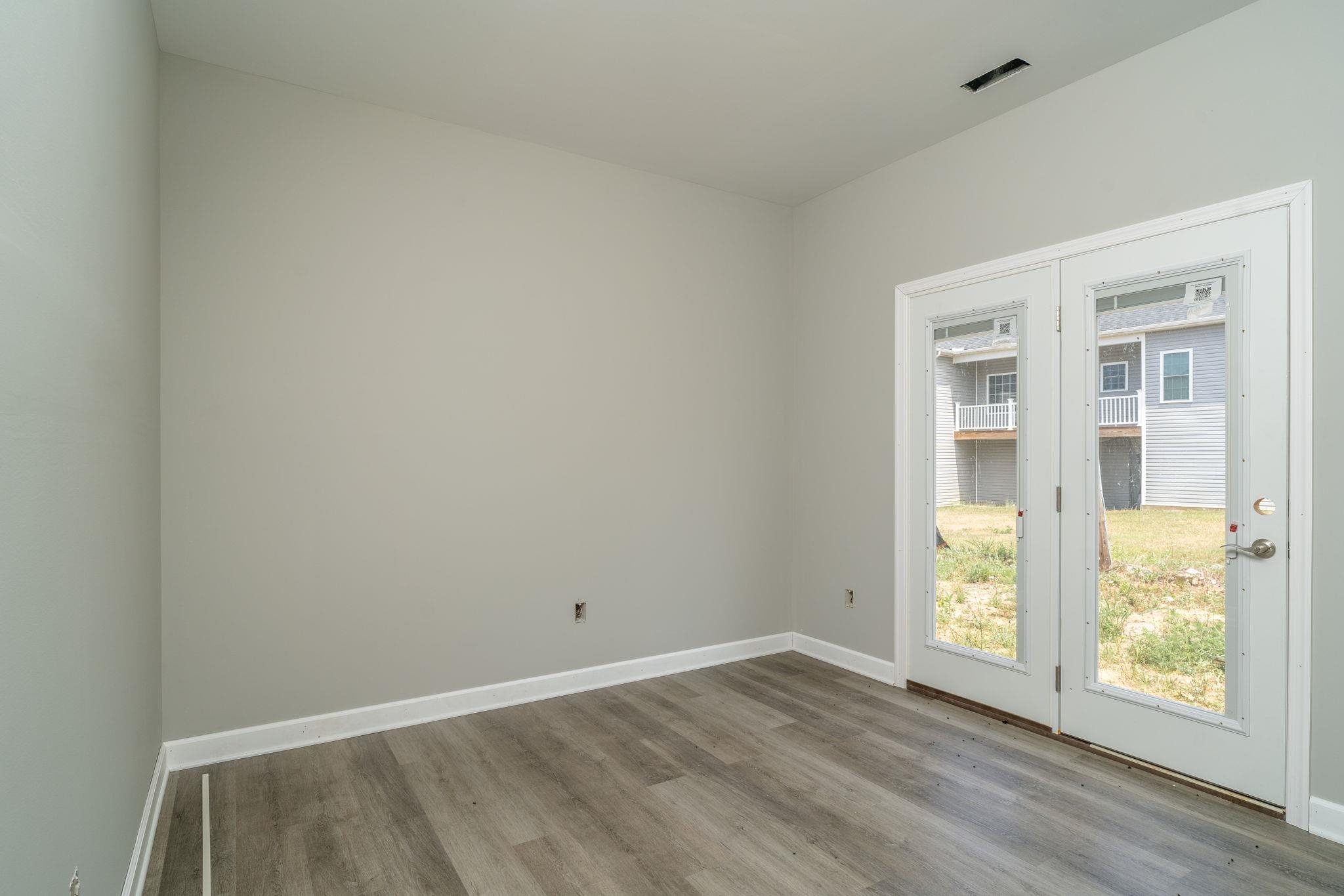 263 FREEMONT CIR